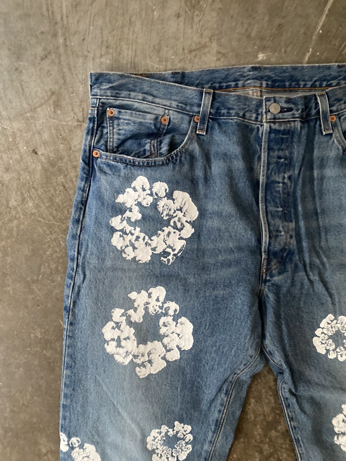 DENIM TEARS × Levi's Denim Tears x Levis 501 Jeans Saint Michael CPFM Readymade Size US 40 / EU 56 - 2 Thumbnail