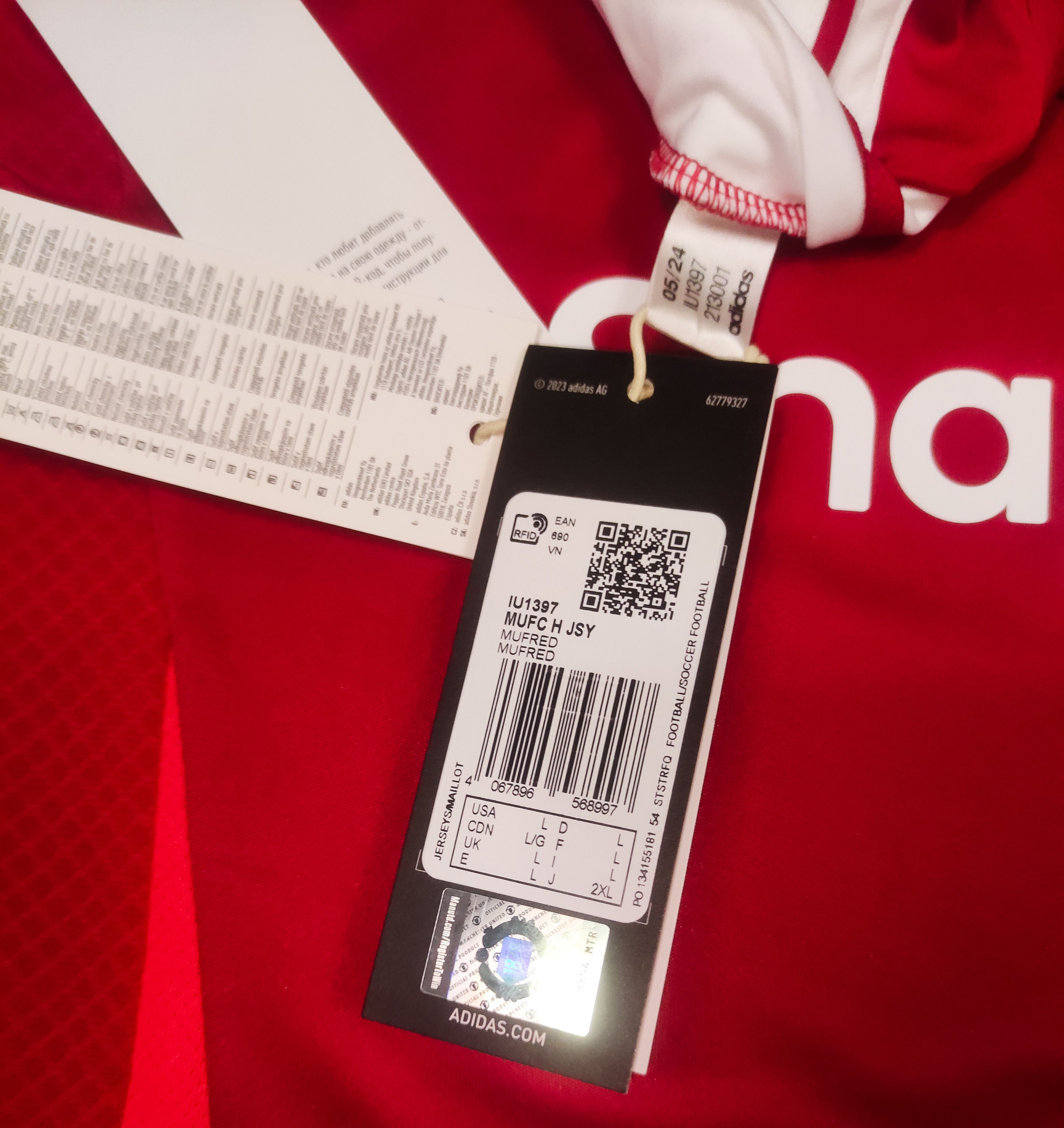 Adidas BNWT B. Fernandes #8 Manchester United 2024 2024 Adidas Home Size US L / EU 52-54 / 3 - 3 Thumbnail