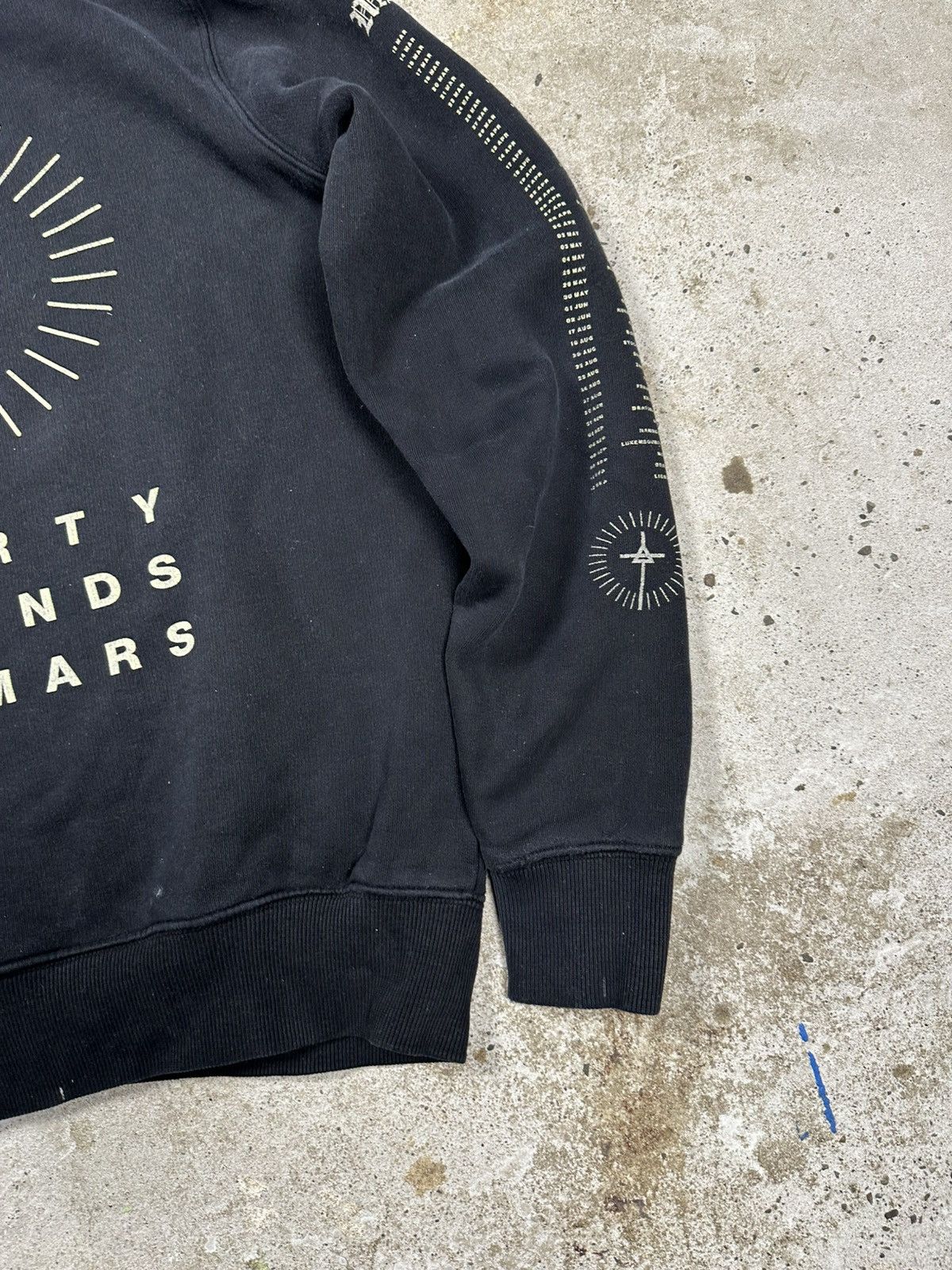 Band Tees Vintage Thirsty Seconds to Mars 30 Band Tour Hoodie Size US M / EU 48-50 / 2 - 10 Thumbnail