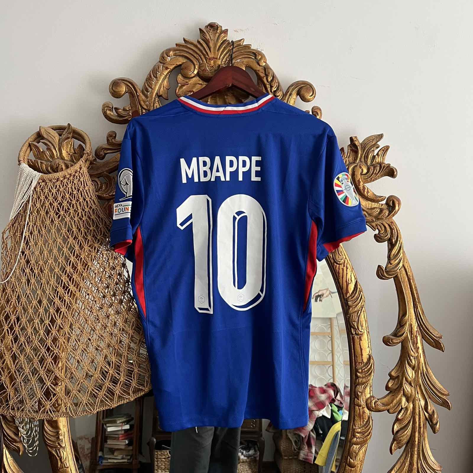 Other Nike France Mbappe 2024/25 Away Soccer Jersey Size US L / EU 52-54 / 3 - 2 Thumbnail