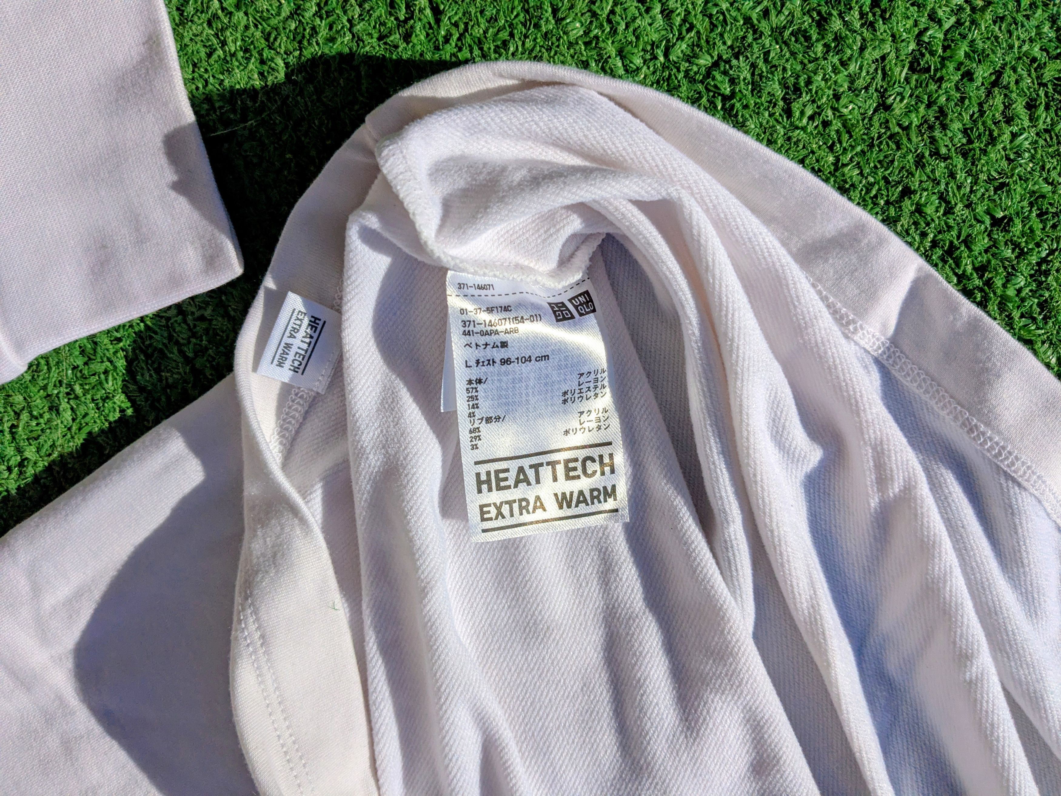 Uniqlo UNIQLO Heattech Extra Warm Long Sleeve Crew Neck Shirt Japan Size US L / EU 52-54 / 3 - 6 Thumbnail