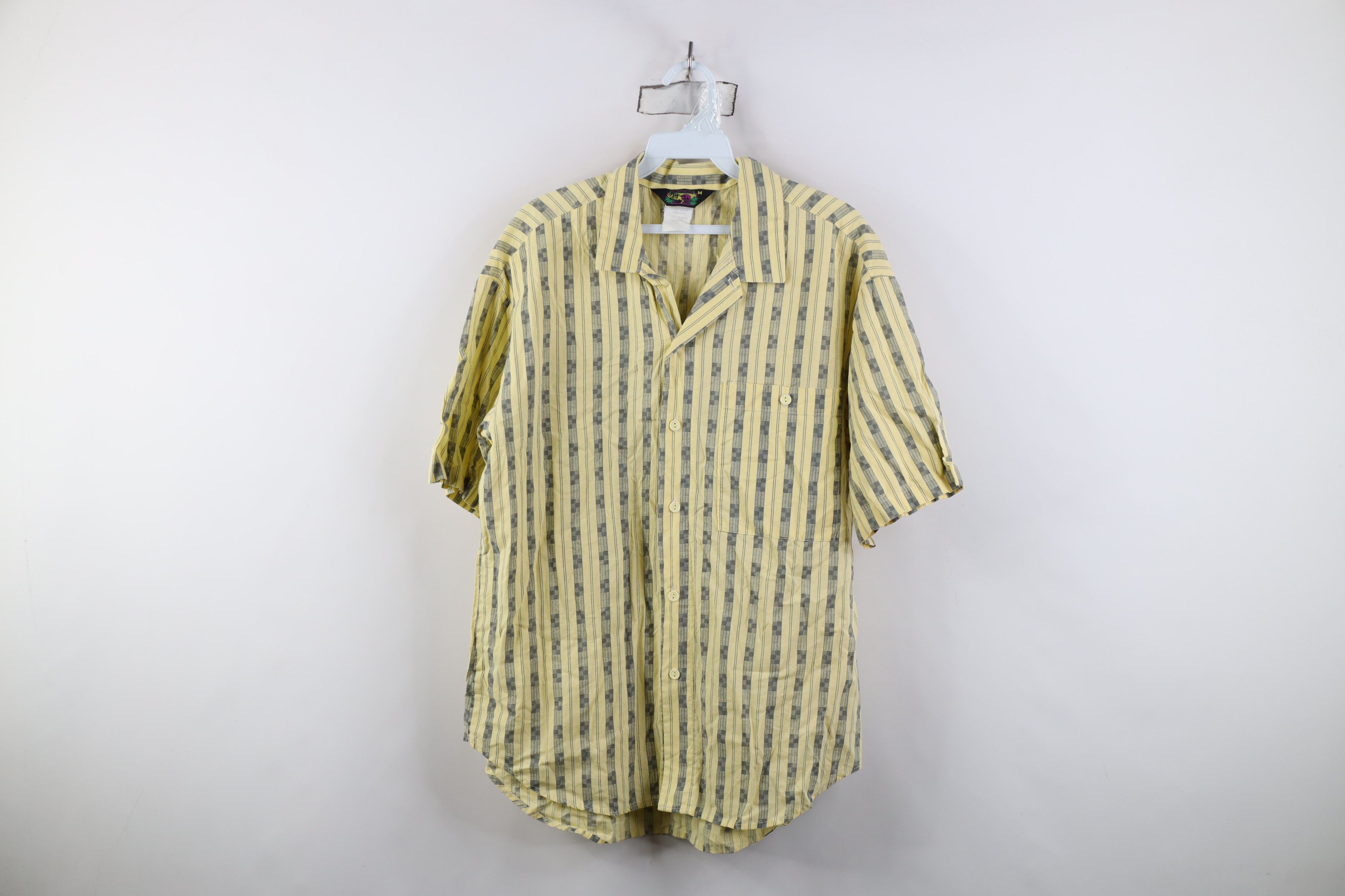 Vintage Vintage 90s Streetwear Geometric Collar Button Shirt USA Size US M / EU 48-50 / 2 - 1 Thumbnail