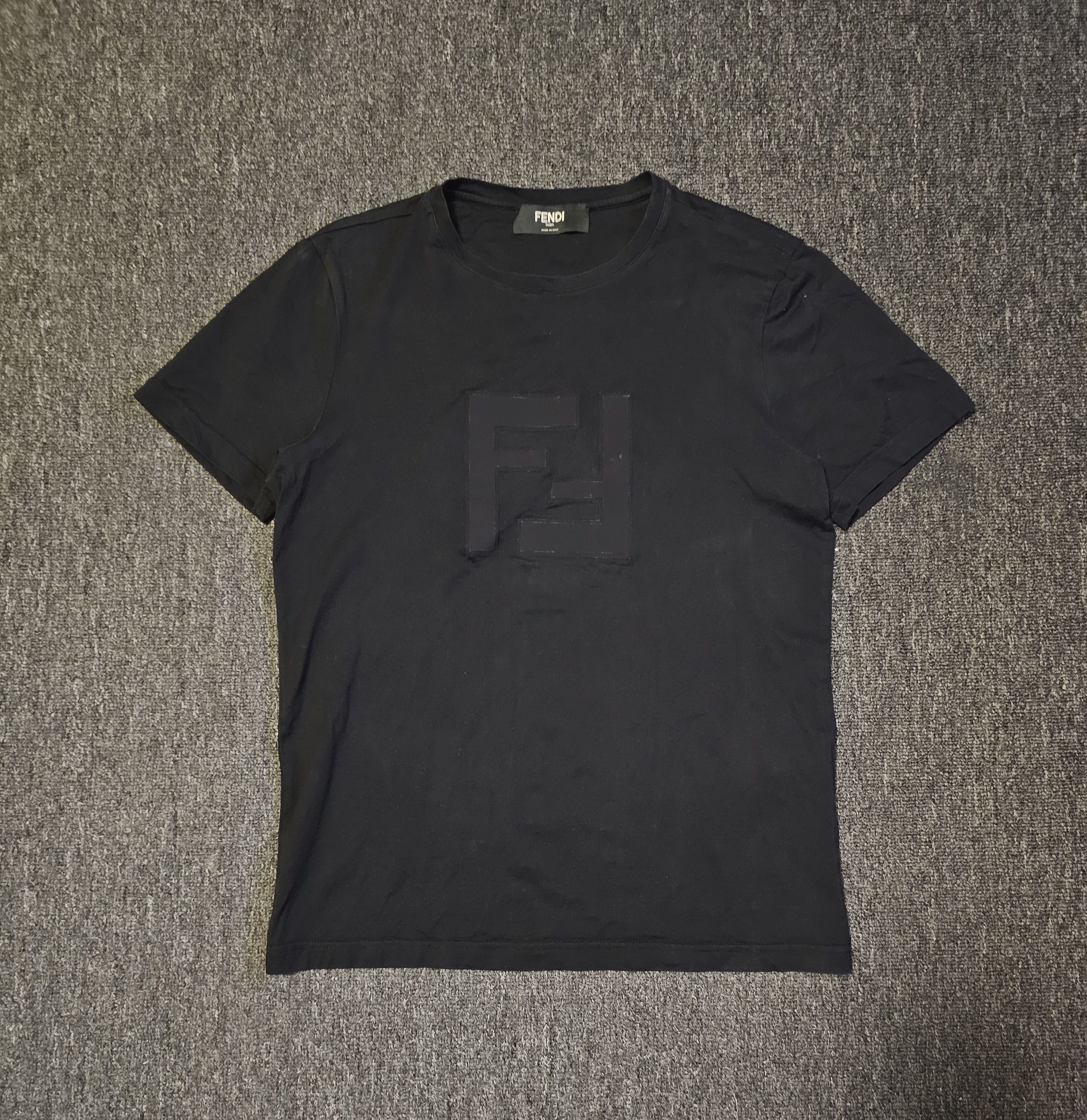 FENDI Unisex T-Shirt Size S