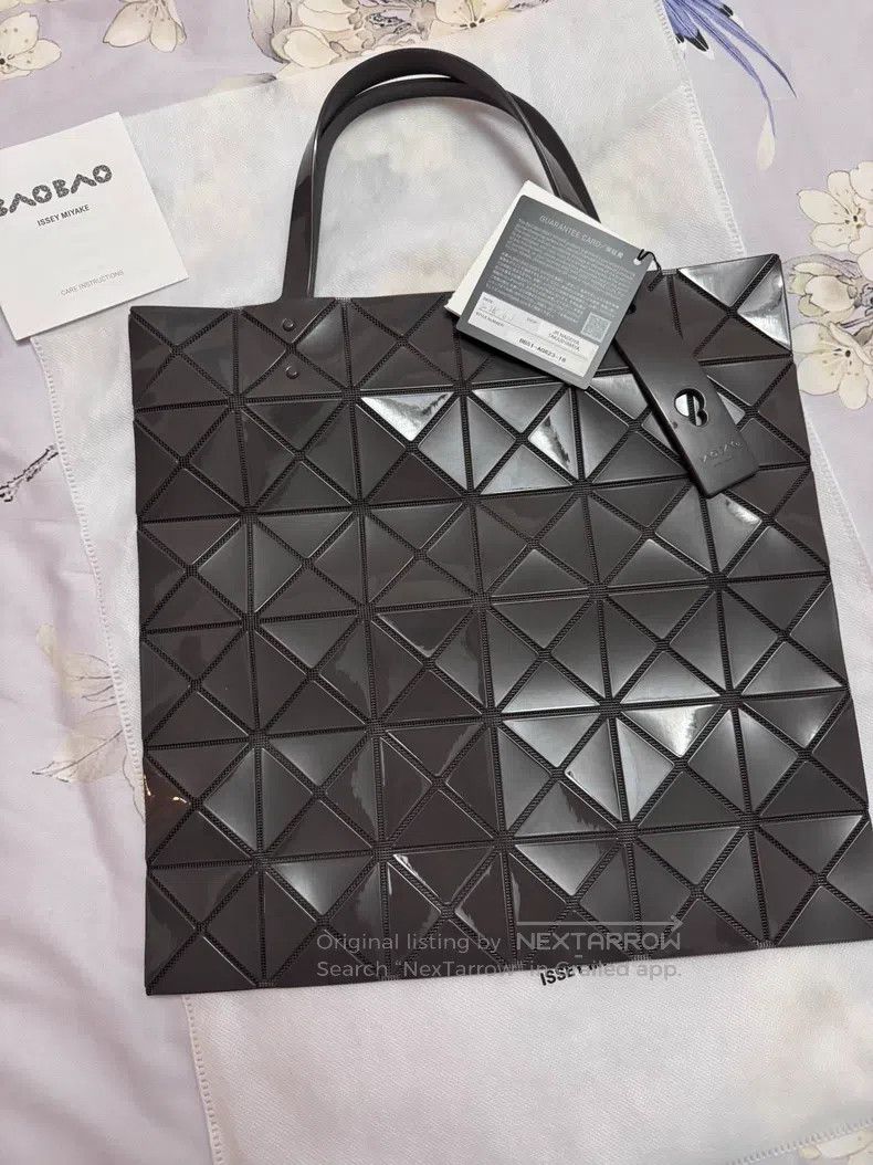 Issey Miyake Issey Miyake Shoulder Tote Bag Dark Gray Size ONE SIZE - 1 Thumbnail