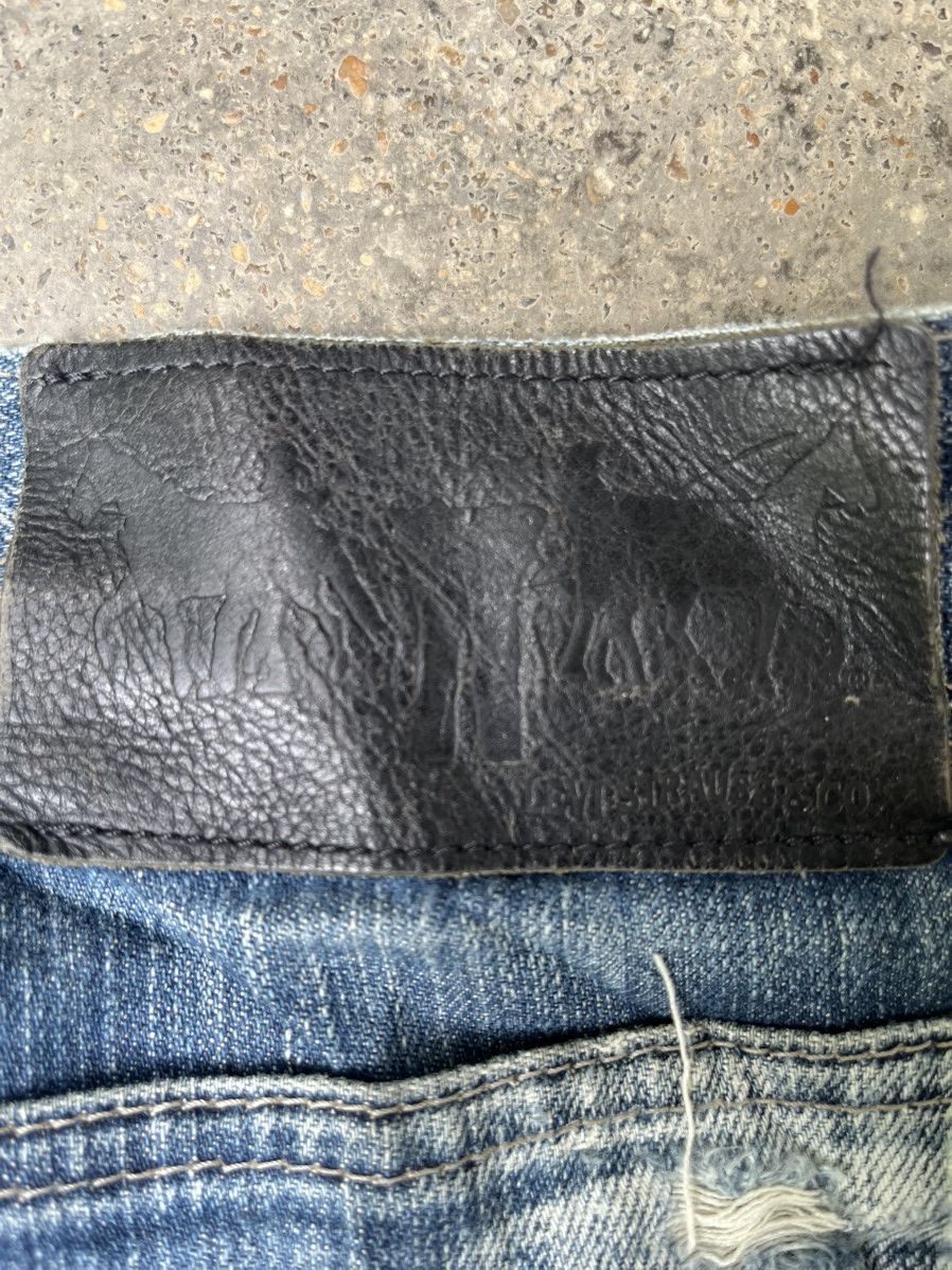 Levi's VINTAGE LEVIS JEANS DISTRESSED PUNK STYLE Size US 36 / EU 52 - 11 Thumbnail