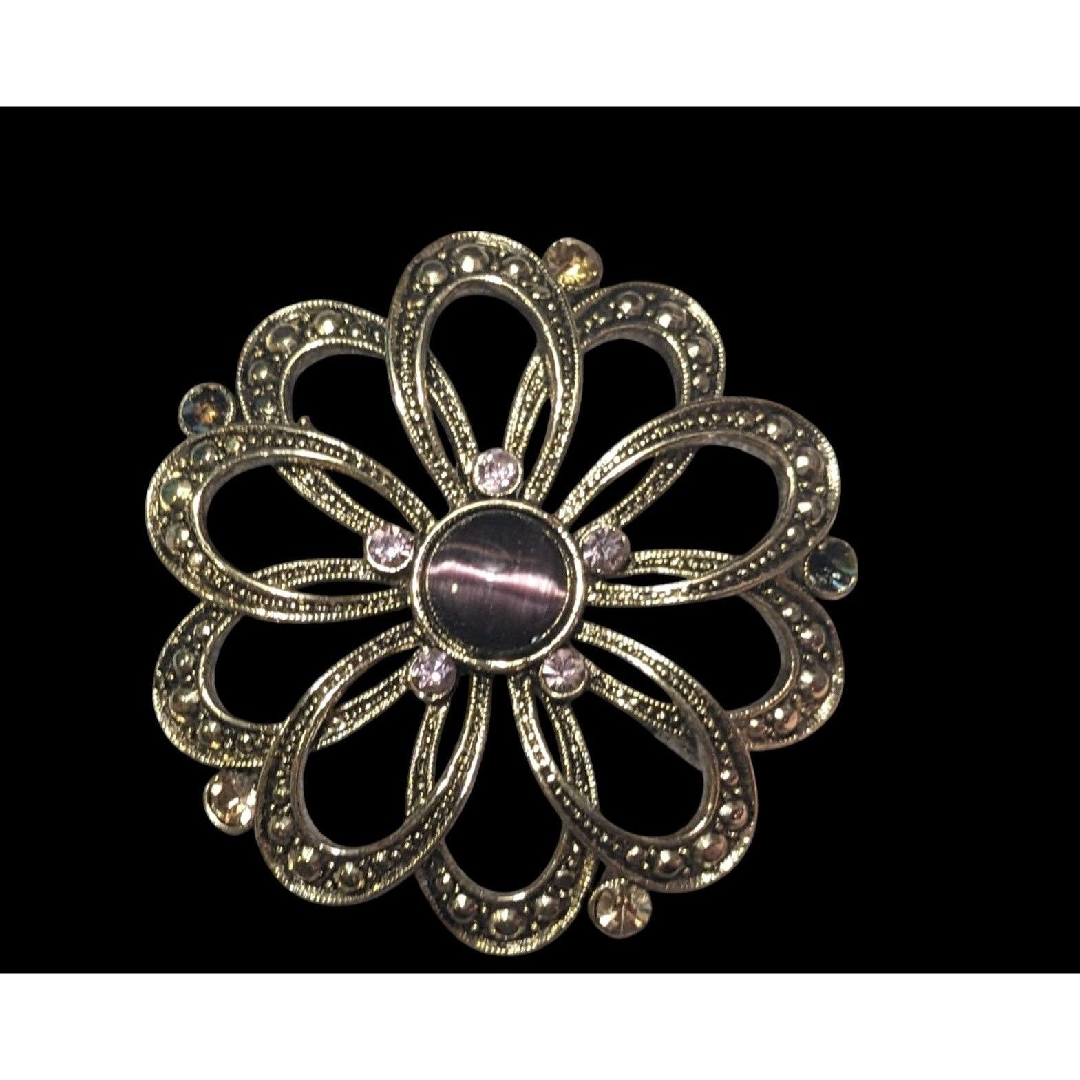 Other Vintage Whimsical Gold Tone Purple Gemmed Flower Brooch Size ONE SIZE - 2 Thumbnail