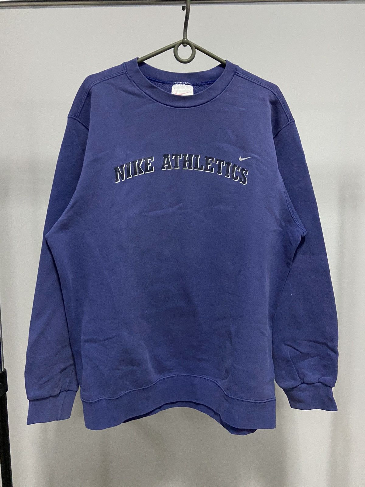 Nike × Vintage Nike Athletics Sweatshirt big Logo Vintage 90s Size US L / EU 52-54 / 3 - 1 Thumbnail