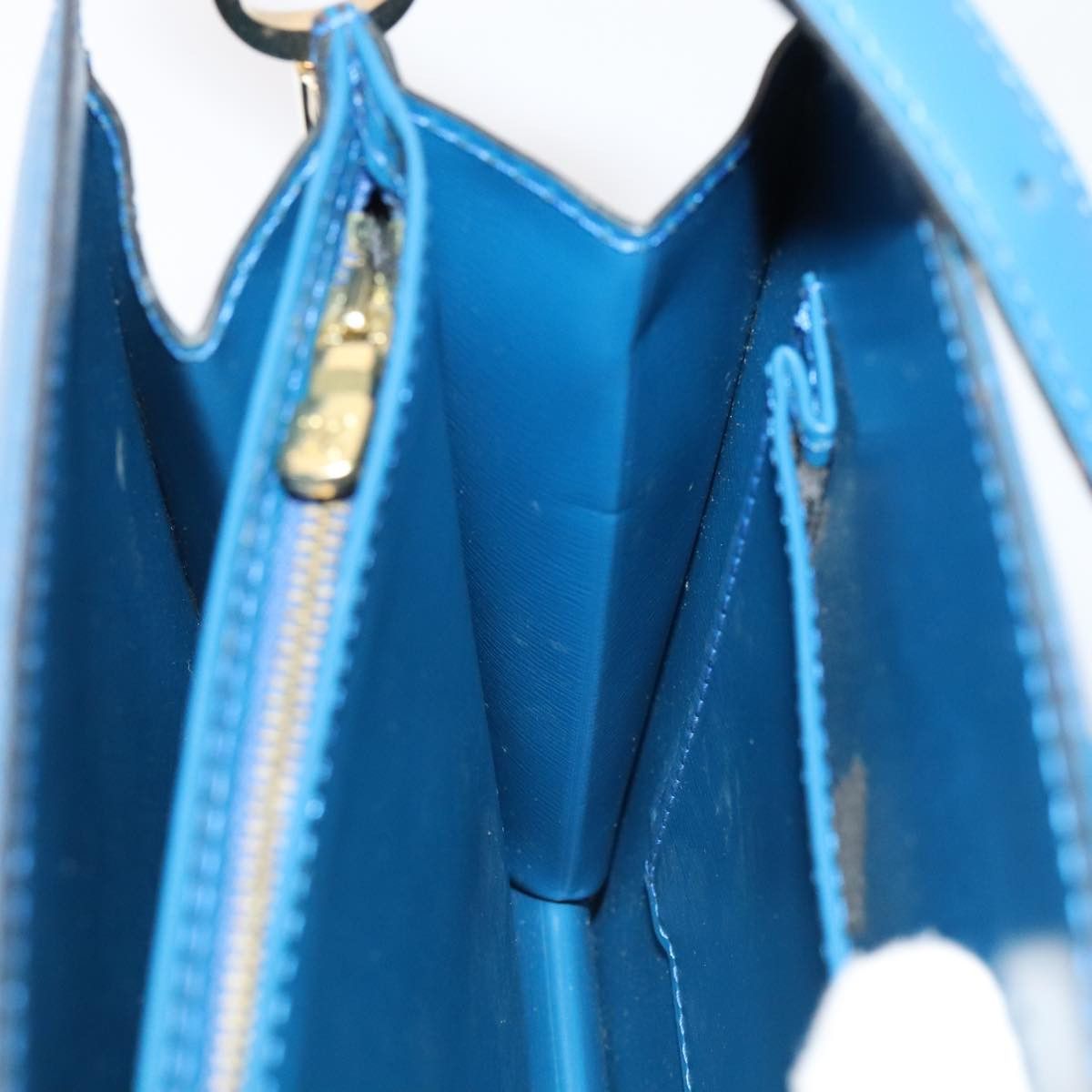 Louis Vuitton LOUIS VUITTON Epi Capuchin Shoulder Bag Blue M52345 Size ONE SIZE - 14 Thumbnail