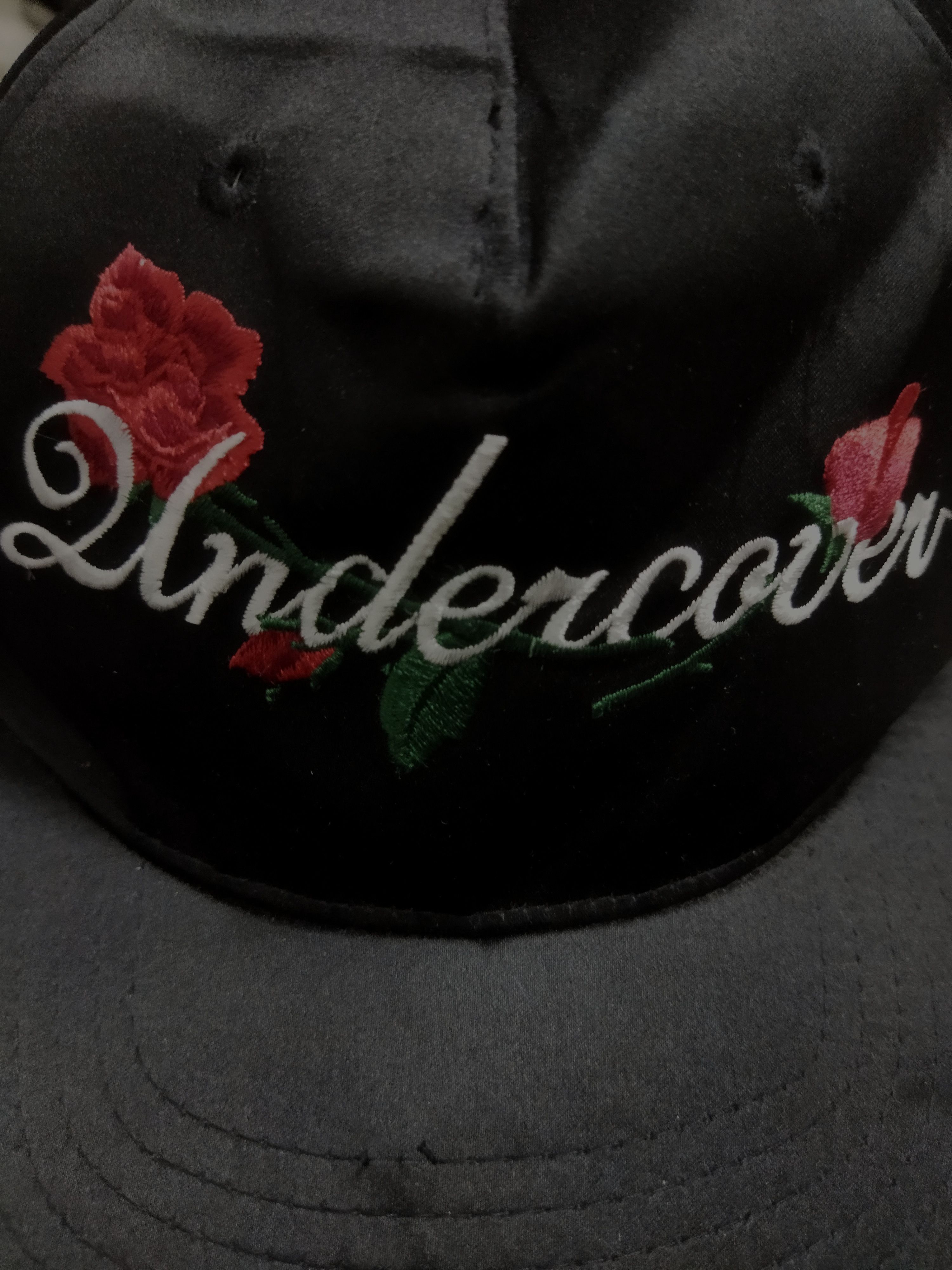 Jun Takahashi × Undercover Undercover Roses Satin Hat Size ONE SIZE - 4 Thumbnail
