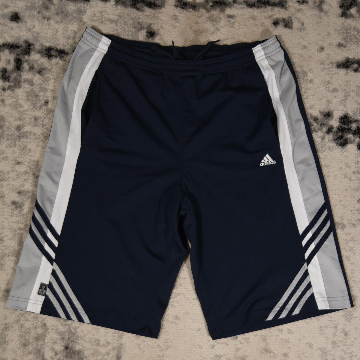 Adidas Vintage Y2K Adidas Climalite Basketball Sweat Shorts Size US 34 / EU 50 - 1 Thumbnail