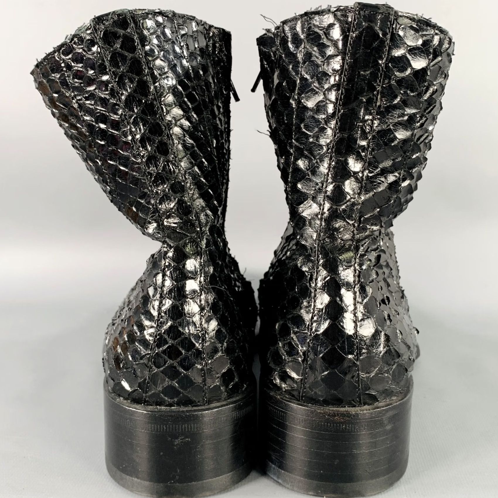 Versace GIANNI VERSACE Size 8 Black Python Leather Side Zipper Ankle Boots Size US 8 / EU 41 - 3 Thumbnail