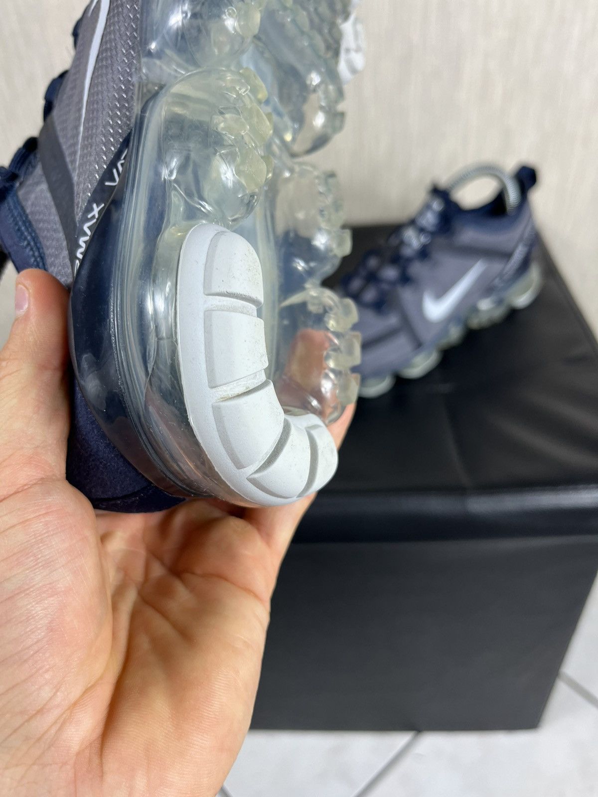 Nike Nike air vapormax 2019 obsidian pure platinum sneakers shoes Size US 7 / EU 40 - 12 Thumbnail