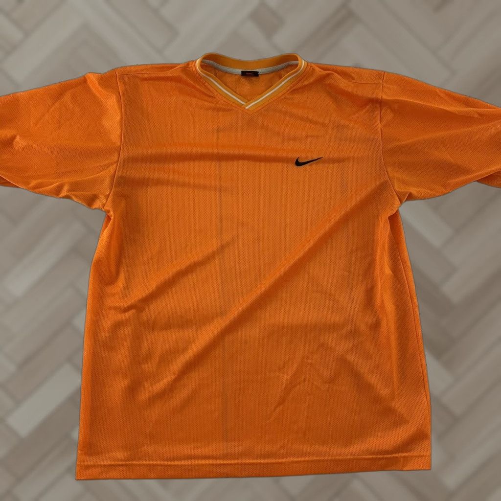 Nike Nike Essence Check Short Sleeve Athletic T Shirt Gold Medium Mens Vintage Size US M / EU 48-50 / 2 - 1 Thumbnail