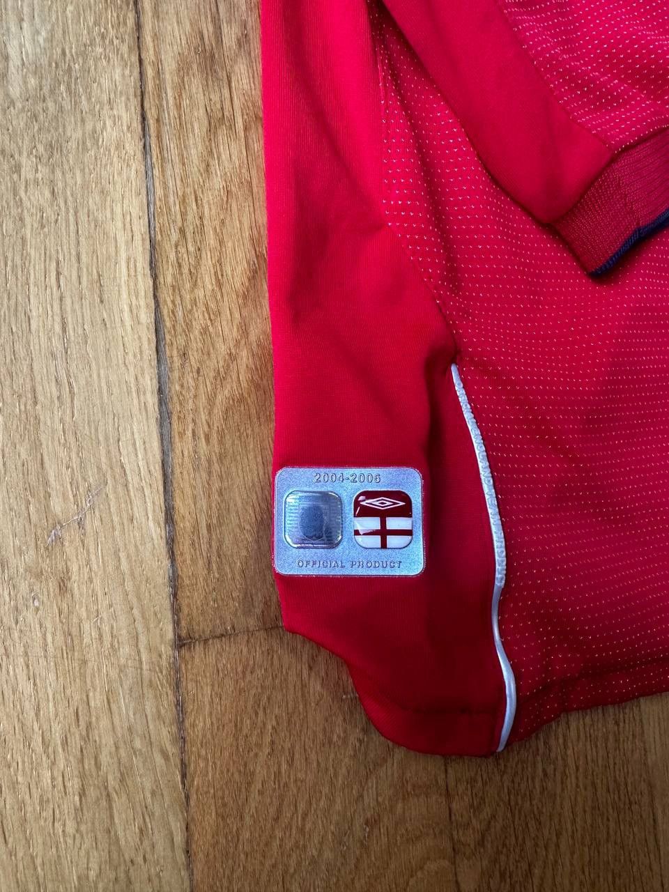 Umbro Vintage England 2004 Red Kit ❤️🏴 Premium classic, 🔥💯 Size US L / EU 52-54 / 3 - 4 Thumbnail