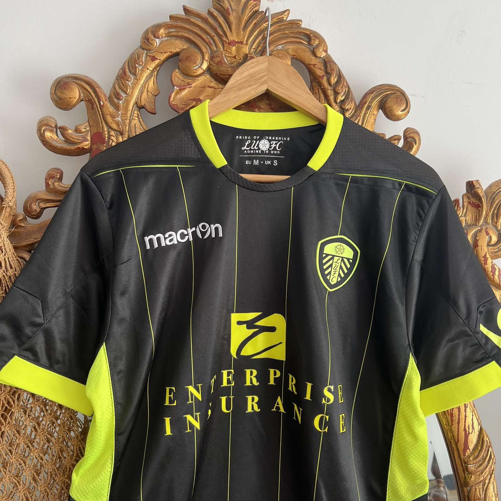 Macron Leeds United Macron Third Black Soccer jersey Size US M / EU 48-50 / 2 - 3 Thumbnail