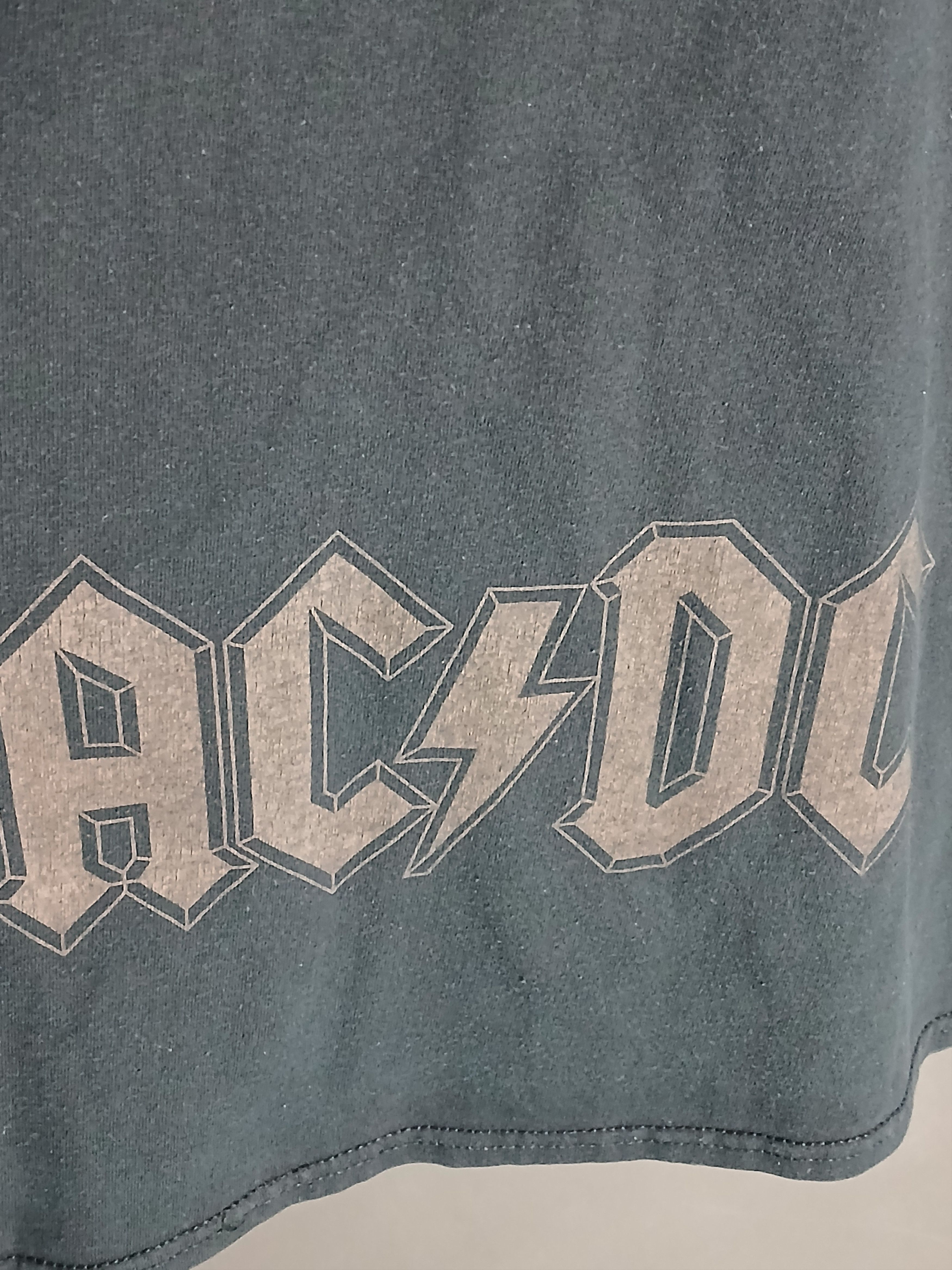 Band Tees AC/DC We Salute You T-Shirt Size US M / EU 48-50 / 2 - 5 Thumbnail