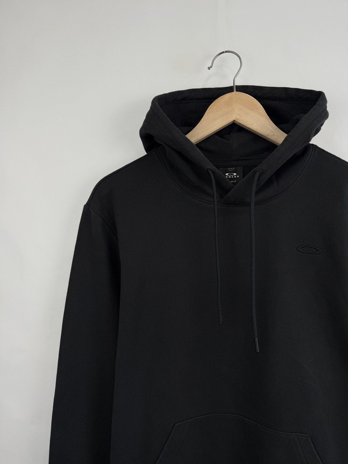 Oakley 🇺🇸 Vintage Y2K Oakley Outdoor Hoodie Rare Retro Hype Size US M / EU 48-50 / 2 - 2 Thumbnail