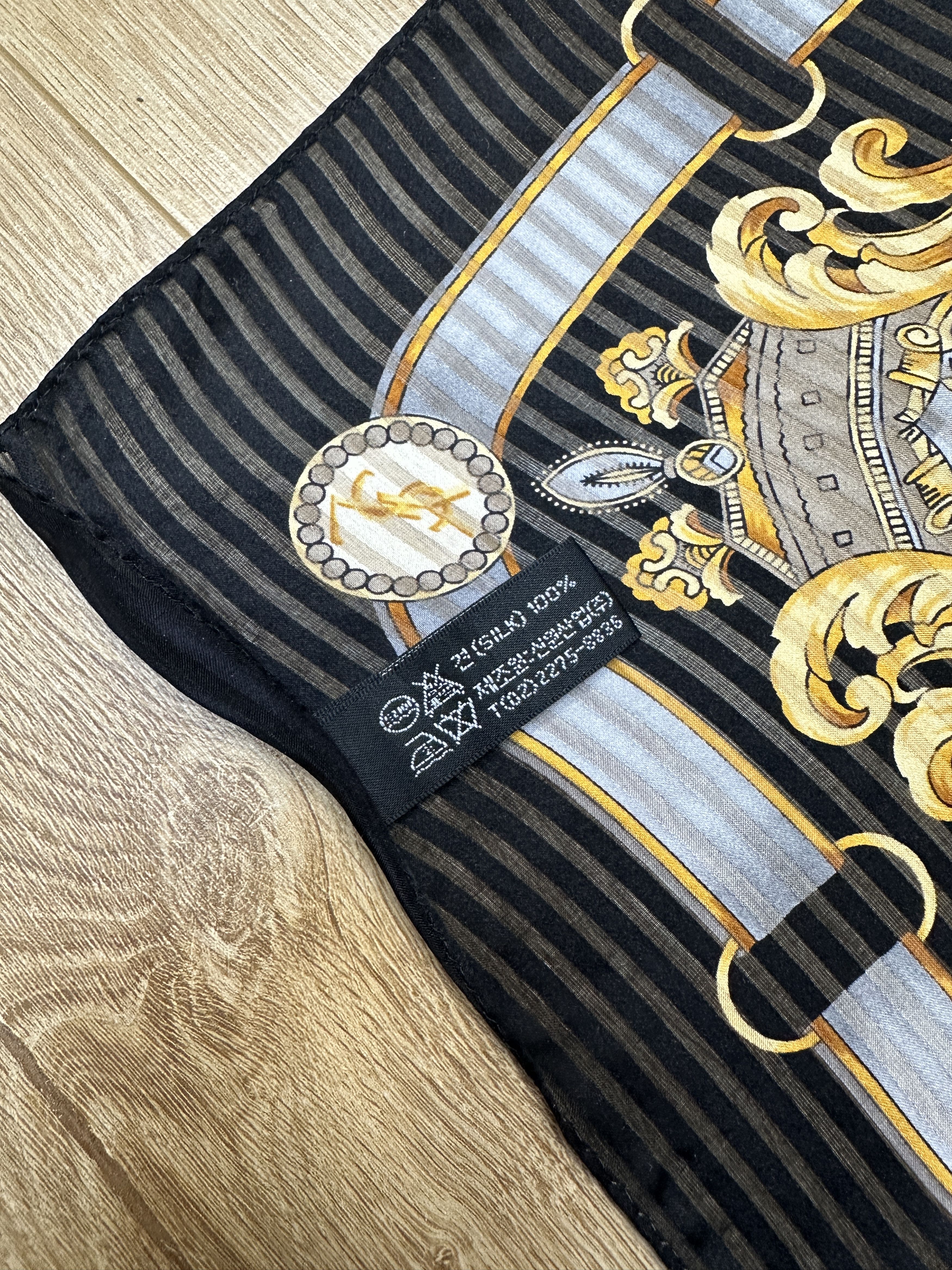 Yves Saint Laurent Yves Saint Laurent Silk Scarf Baroque Chain 85cm Square Size ONE SIZE - 5 Thumbnail
