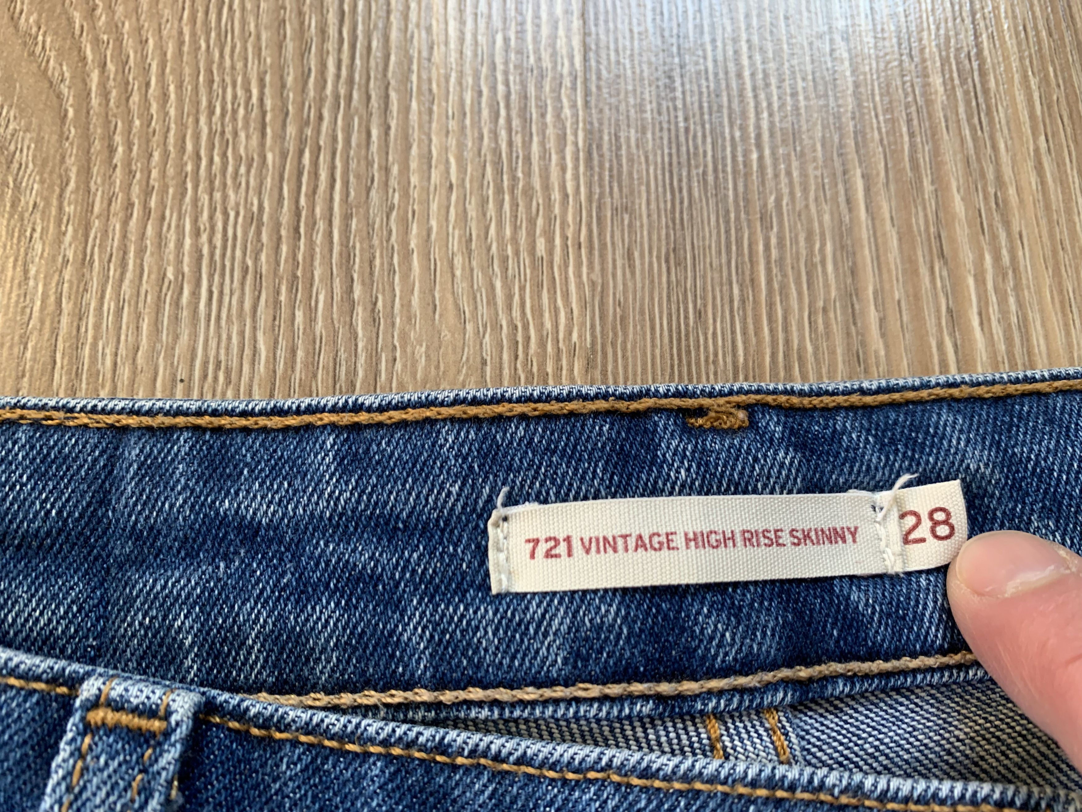 Levi's × Vintage Women’s Levis 721 Vintage High Rise Skinny Jeans Size 28" / US 6 / IT 42 - 8 Thumbnail