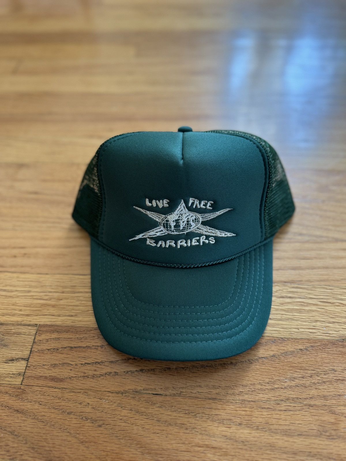Barriers Barriers Worldwide Trucker Cap Size ONE SIZE - 1 Thumbnail