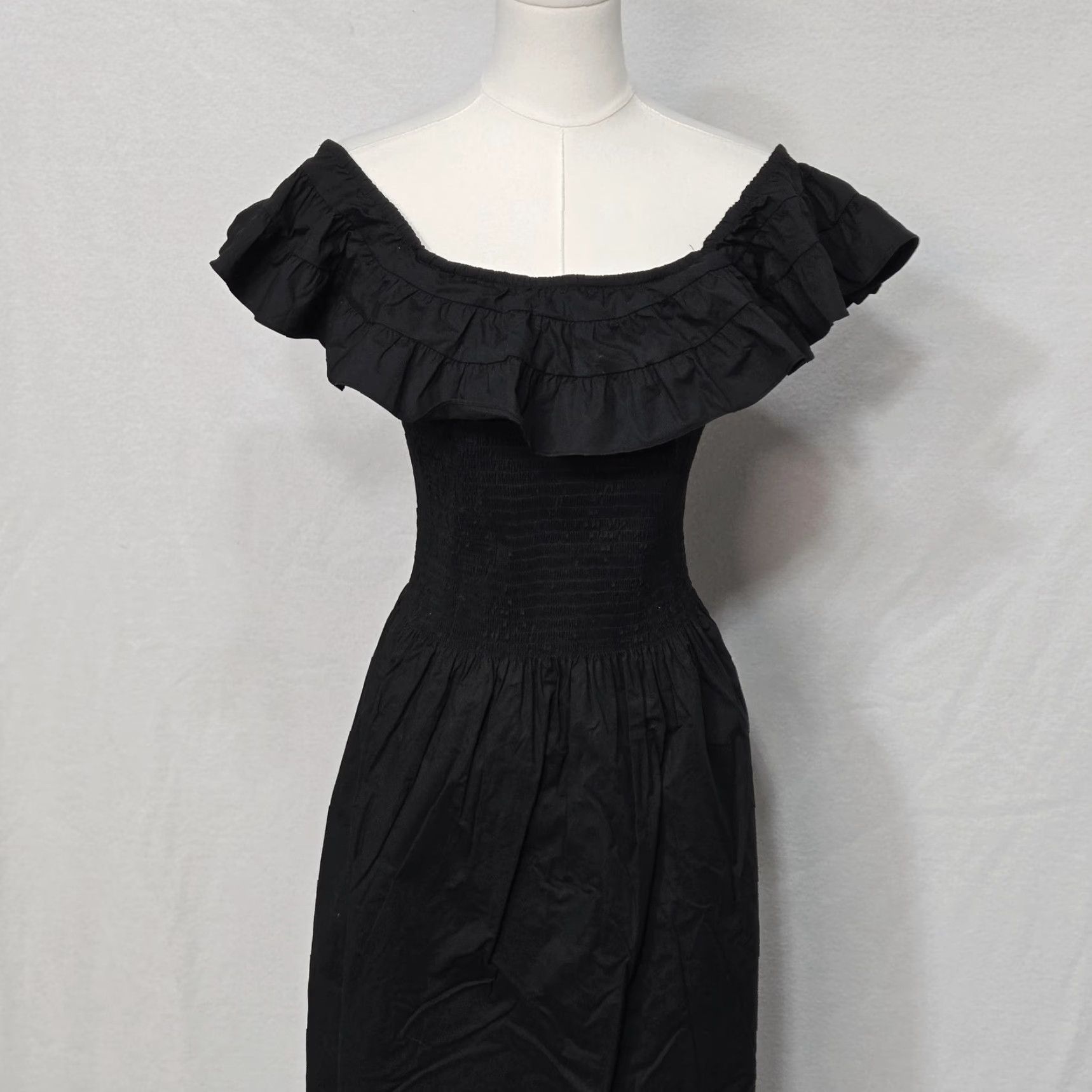 Vintage Hill House Home Nap Dress Womens 2XL Black Off Shoulder Ruffle Smocked Midi Dress Size XXL / US 16-18 / IT 52-54 - 3 Thumbnail