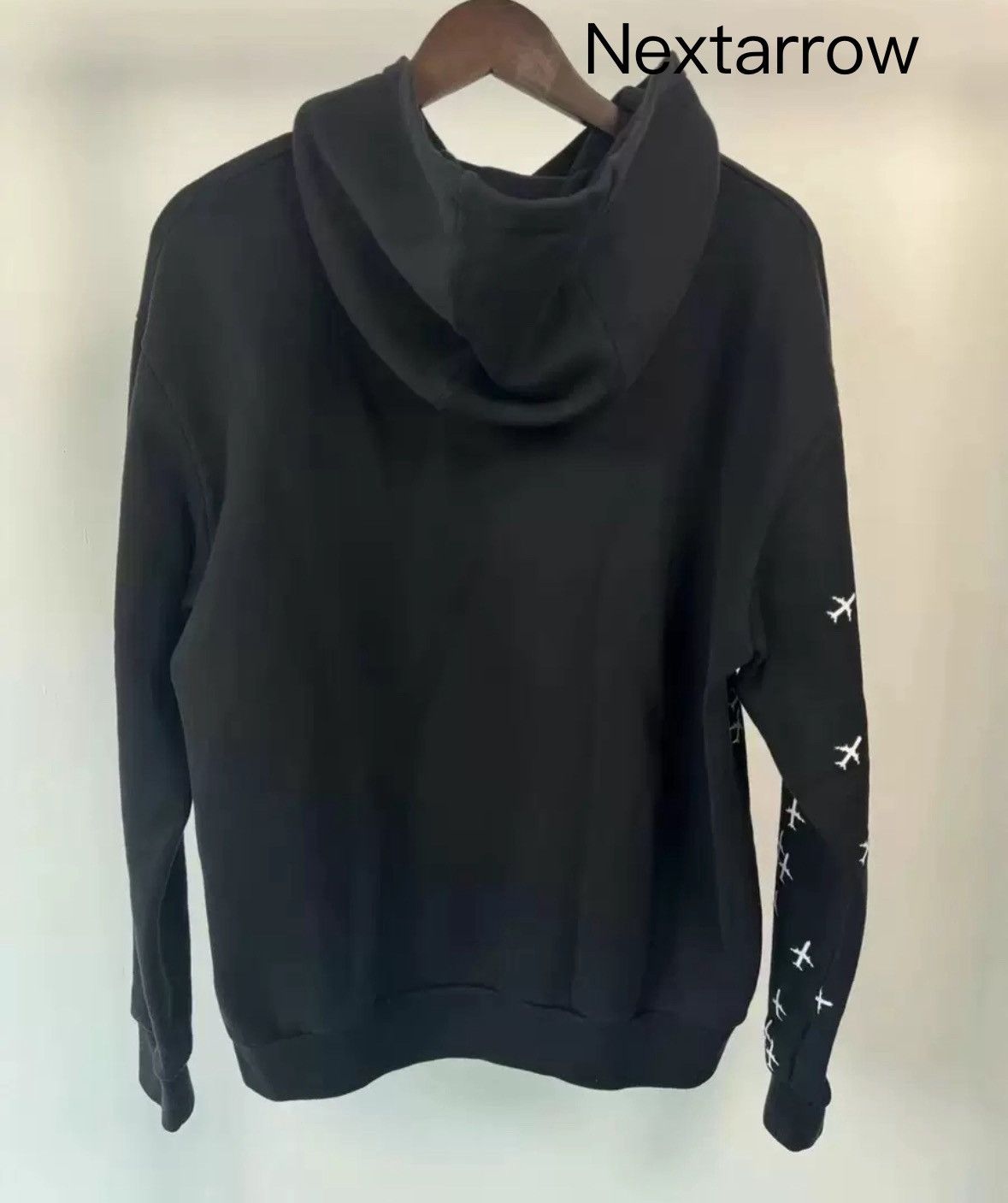 Louis Vuitton Louis Vuitton Lv Black Airplane Hoodie Size US M / EU 48-50 / 2 - 2 Thumbnail