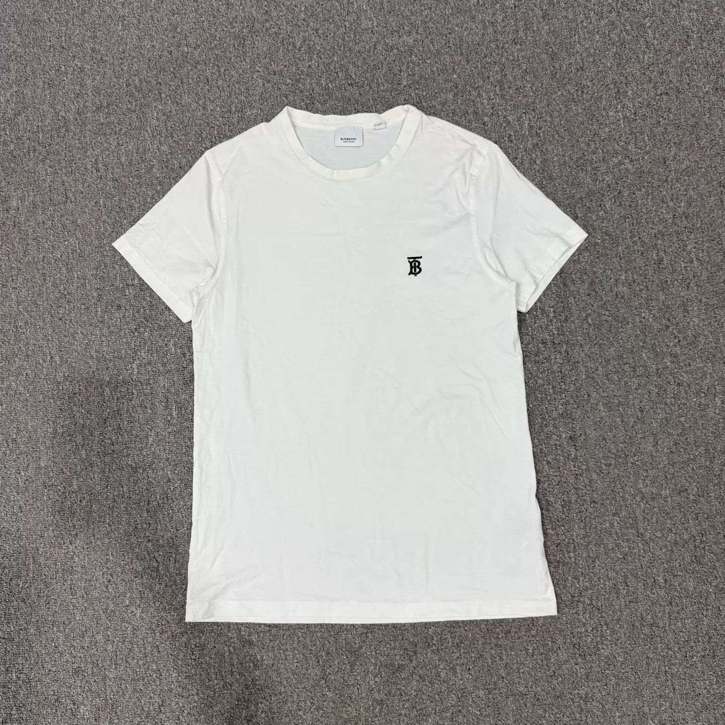 Burberry Burberry White TB Embroidered Logo SS Tee S 95 New Size US S / EU 44-46 / 1 - 1 Thumbnail