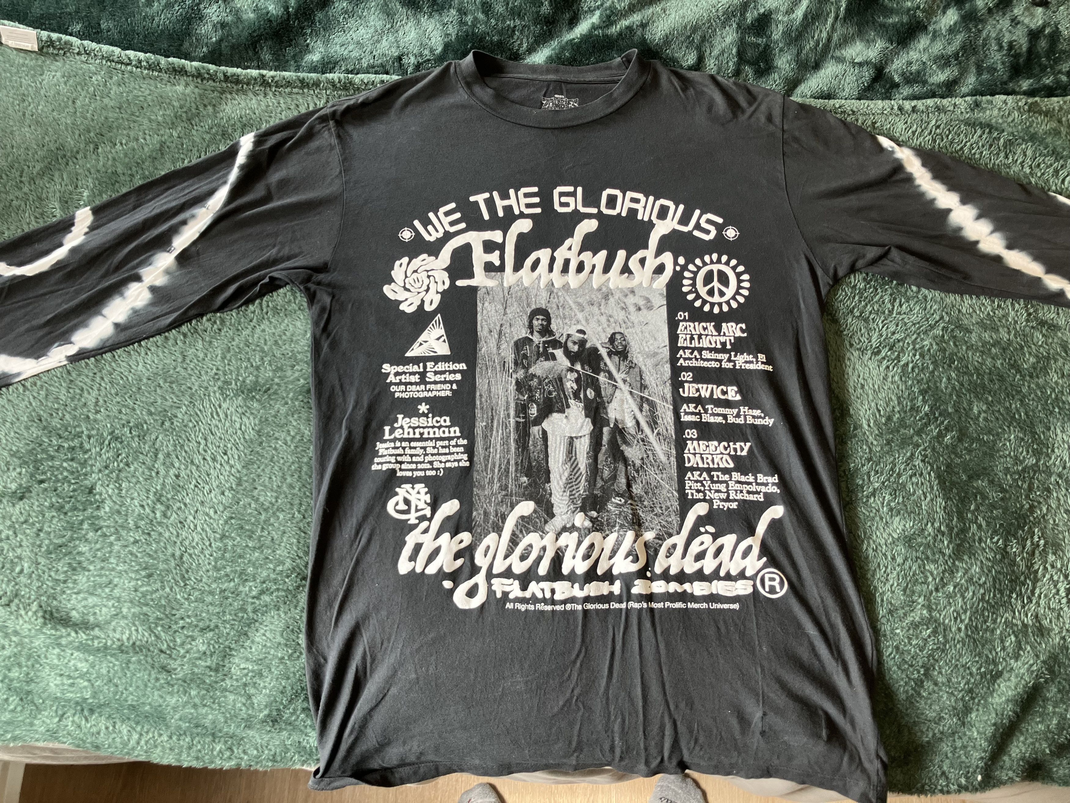 Flatbush Zombies Flatbush Zombies Limited /1000 SPECIAL EDITION ARTIST SERIES Size US M / EU 48-50 / 2 - 5 Thumbnail