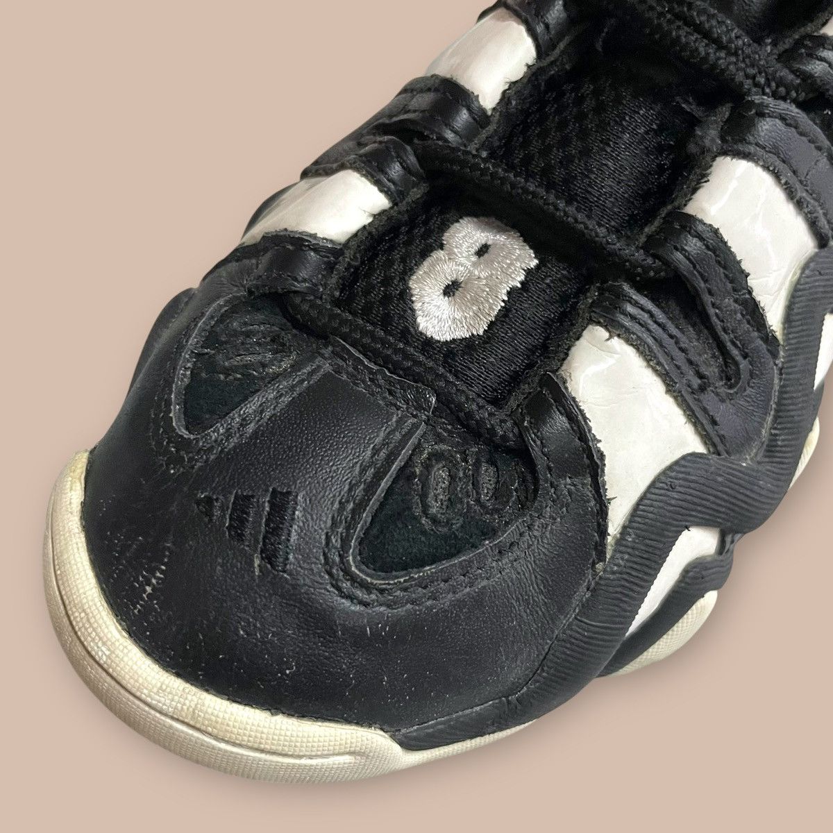 Adidas 2015 ADIDAS CRAZY 8 Size US 5 / EU 37 - 13 Thumbnail