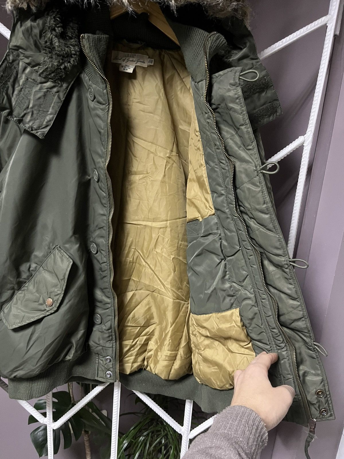 Alpha Industries Vintage Alaska Bomber Jacket Fur Hood Y2K Size US XL / EU 56 / 4 - 8 Thumbnail