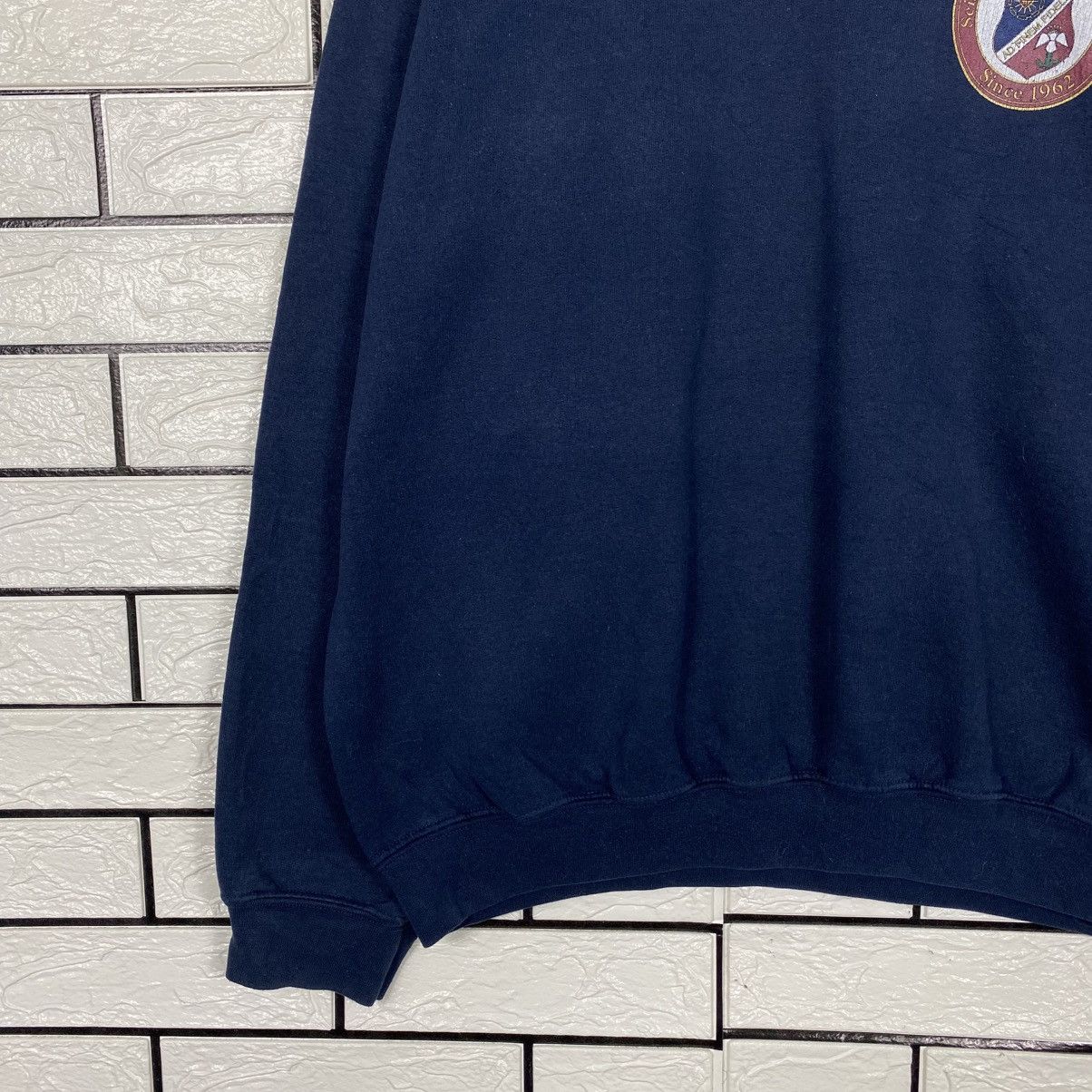 Japanese Brand Vintage Sweatshirt Scisen International School Since 1962 Size US L / EU 52-54 / 3 - 5 Thumbnail