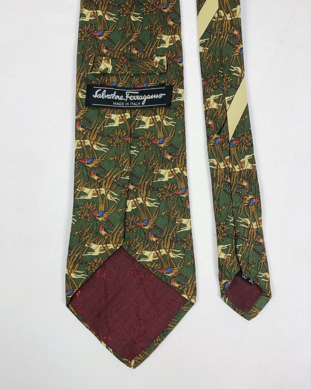 Salvatore Ferragamo Rare Vintage Salvatore Ferragamo Dog / Birds Motive Silk Tie Size ONE SIZE - 6 Thumbnail
