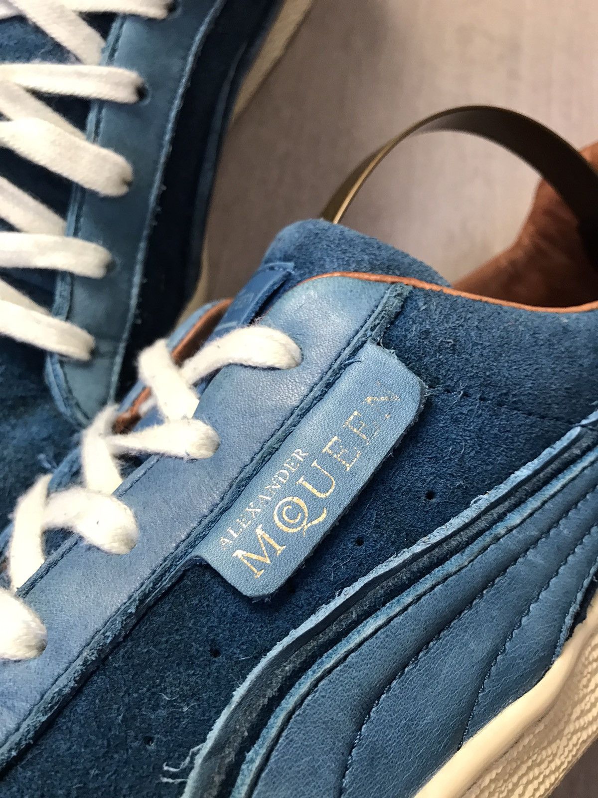 Alexander McQueen × Puma Puma & Alexandr McQueen AMQ Suede unisex sneakers Size US 9 / EU 42 - 3 Thumbnail