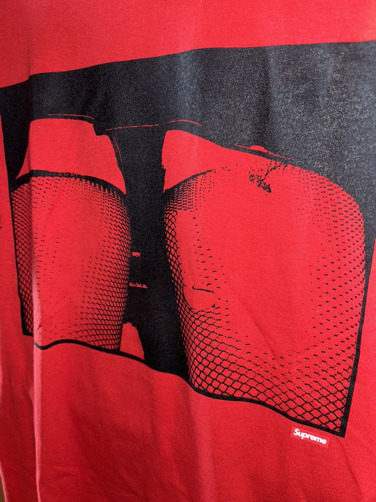 Supreme Supreme 'Up Skirt' Tee Red size Medium 2009 NWT Box Logo Size US M / EU 48-50 / 2 - 3 Thumbnail