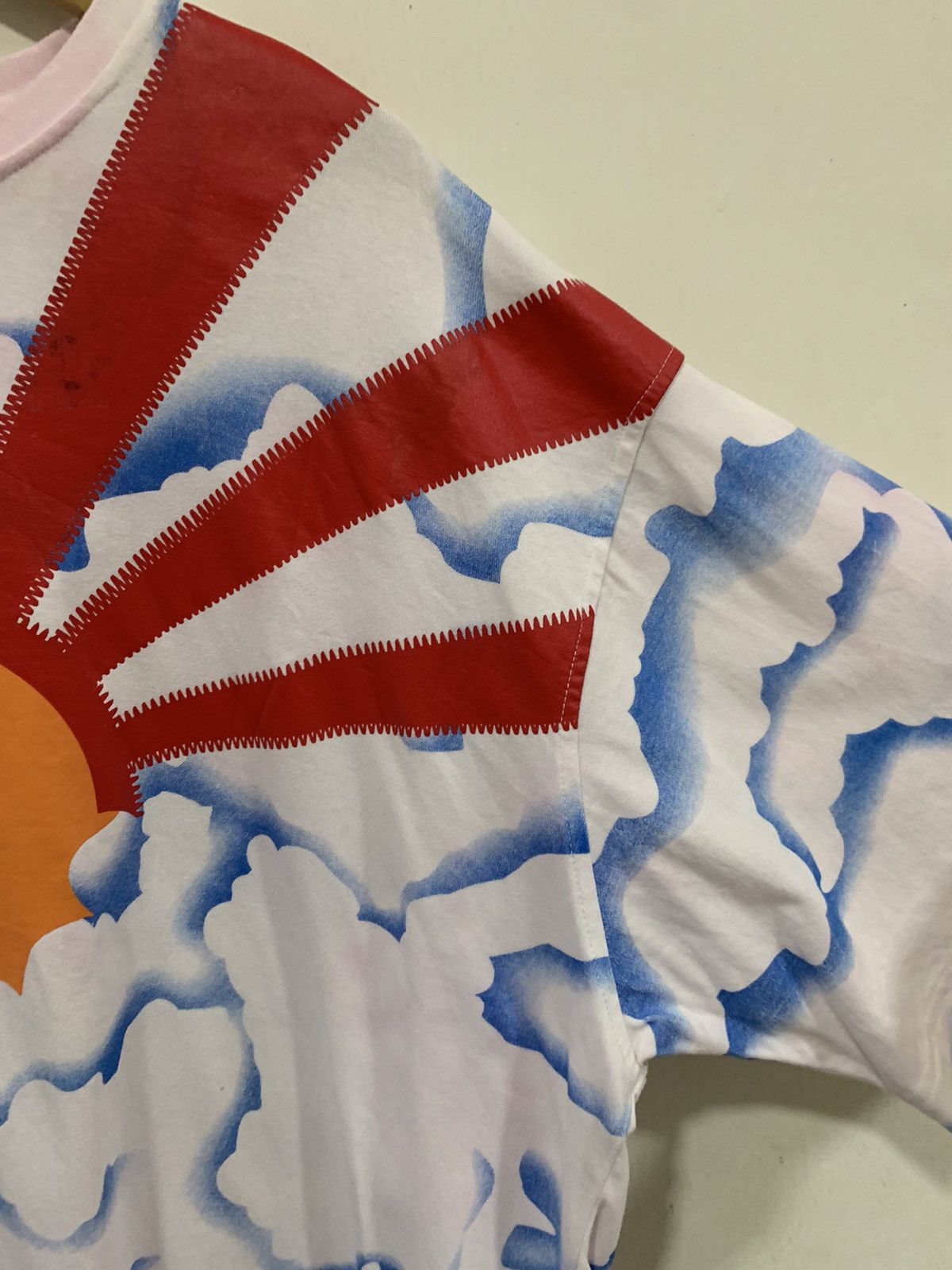Japanese Brand Japanese Land of The Rising Sun Tee Oversize Size US XXL / EU 58 / 5 - 6 Thumbnail