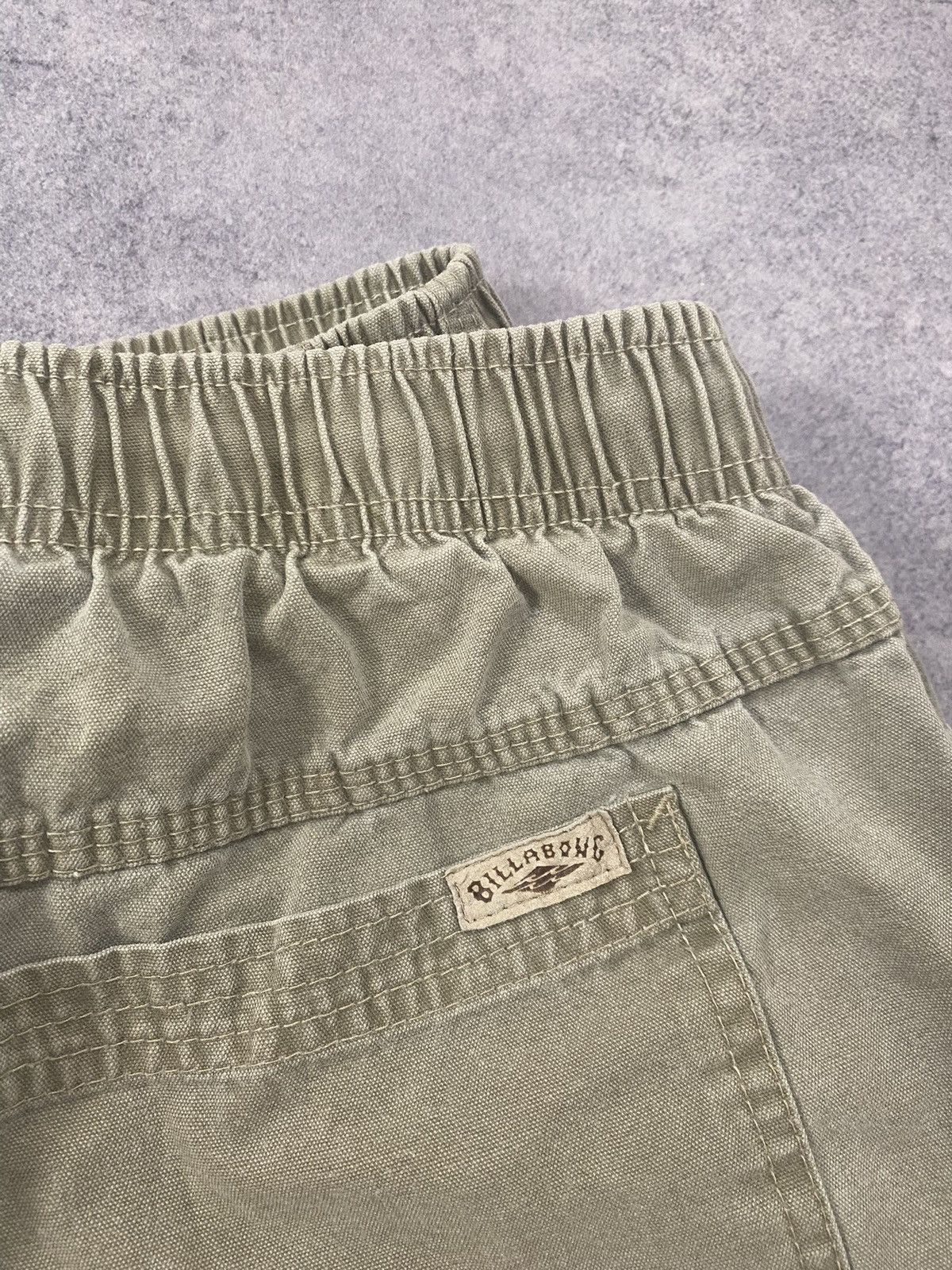 Billabong Vintage Billabong Shorts Size 38 Size US 38 / EU 54 - 5 Thumbnail
