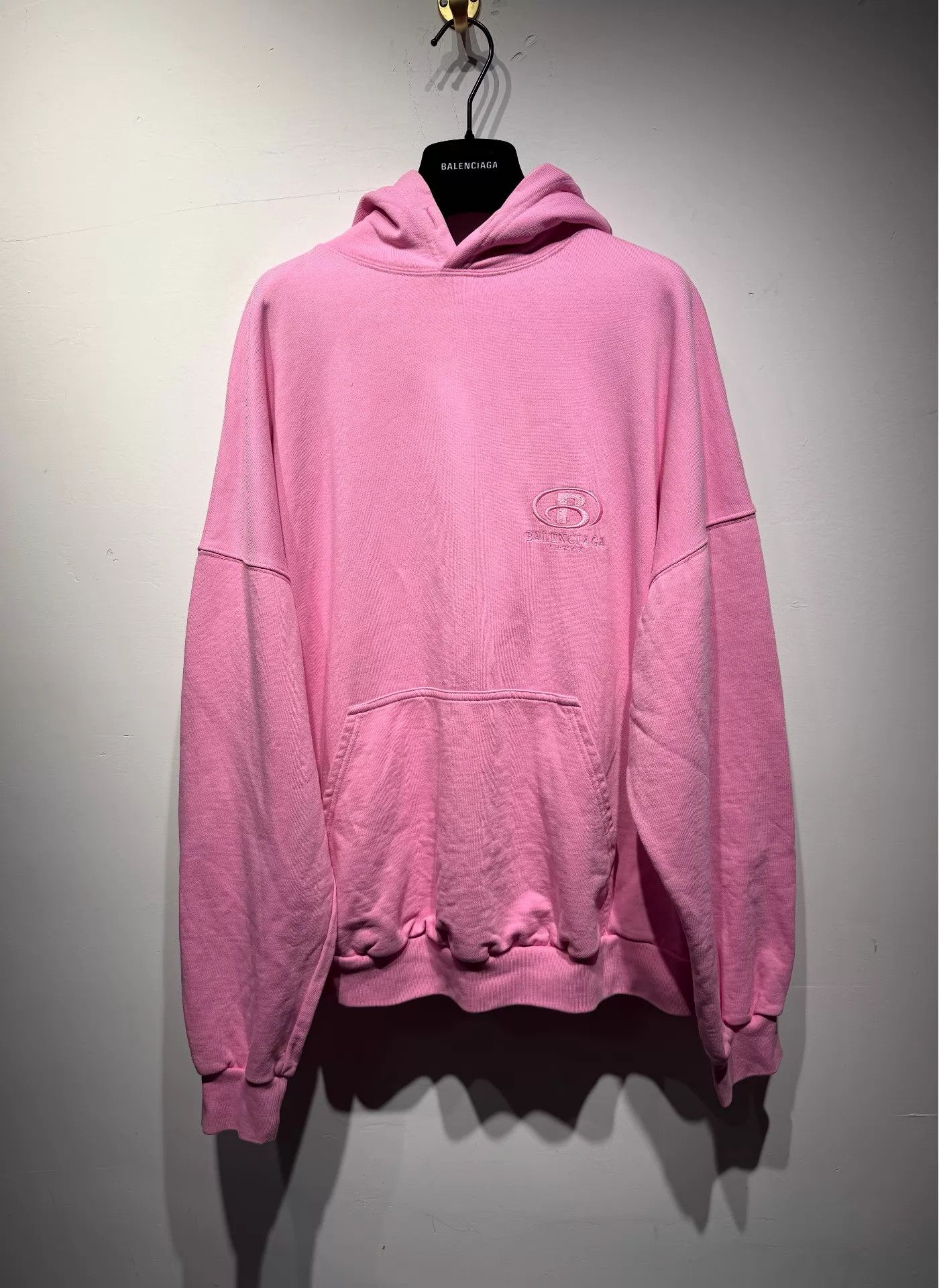 Balenciaga Balenciaga Pink Embroidered Logo Hoodie Size 2, New Size US M / EU 48-50 / 2 - 1 Thumbnail