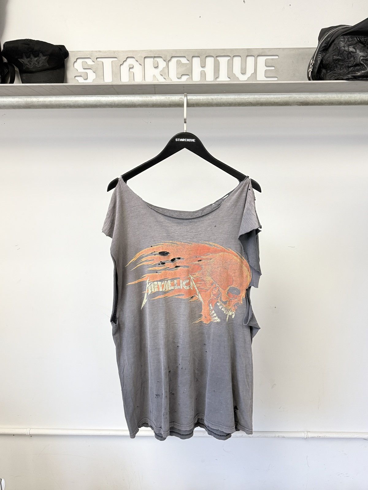 Vintage Vintage Metallica Faded Out Tank Size US L / EU 52-54 / 3 - 1 Thumbnail