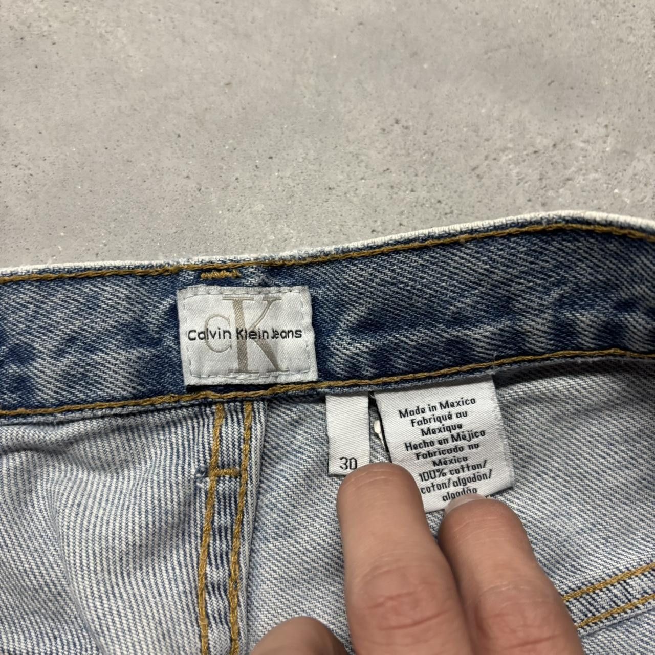 Calvin Klein × Vintage Crazy Vintage Y2K/2000s Light Wash Calvin Klein Essential Denim Jeans! Size US 30 / EU 46 - 8 Thumbnail