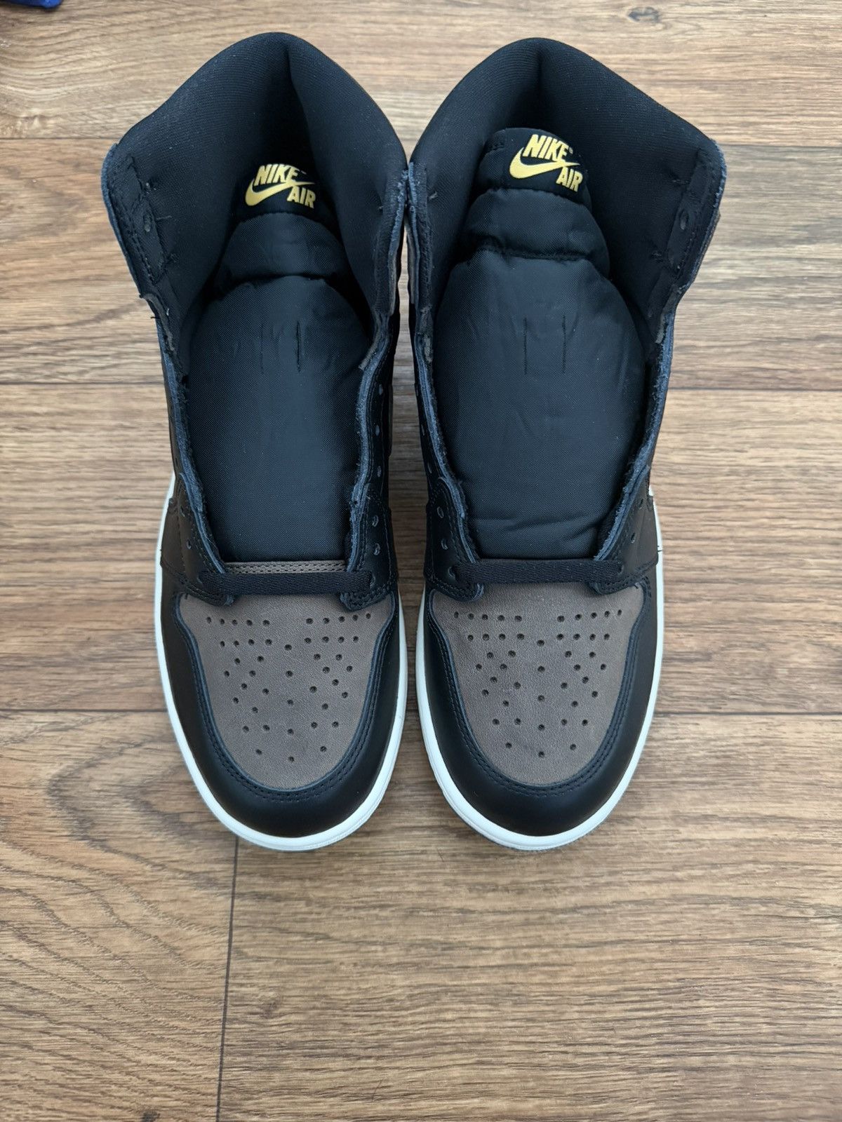 Jordan Brand Jordan 1 “Palomino” Size US 10.5 / EU 43-44 - 3 Thumbnail