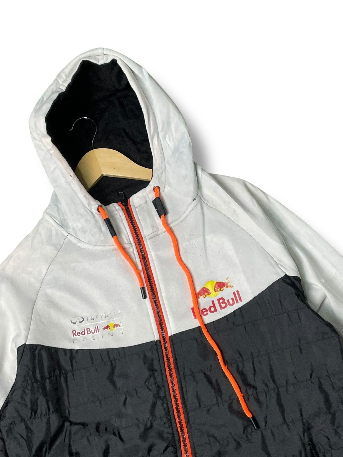 Japanese Brand × Red Bull × Vintage RED BULL Brand Hooded Zipper Jacket (79) Size US XL / EU 56 / 4 - 2 Thumbnail