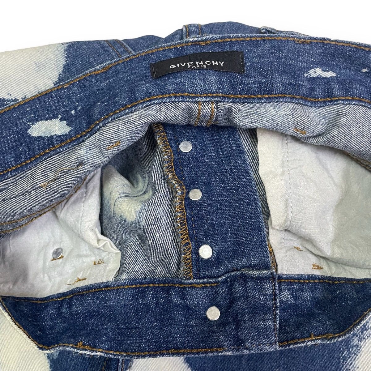 Givenchy GIVENCHY ACID WASH LOOSE BAGGY (31×39) Size US 32 / EU 48 - 5 Thumbnail