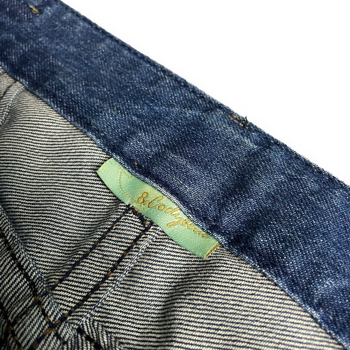 Le Grande Bleu (L.G.B.) SUPER FLARE VINTAGE CODY BLUE 6 POCKETS WASHED DENIM PANTS Size US 30 / EU 46 - 6 Thumbnail