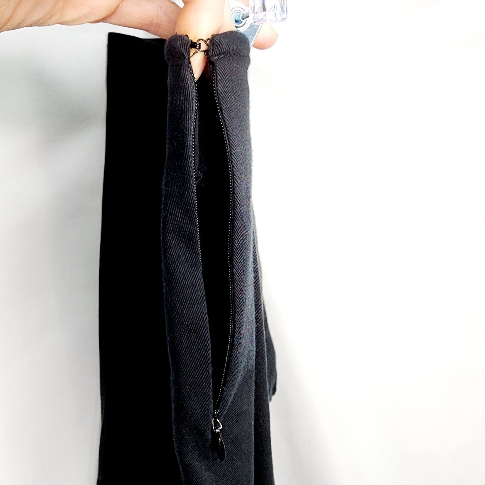 Other Vintage Vanity Collection Cropped Pants Beaded Shoe Detail Size 29" - 9 Thumbnail