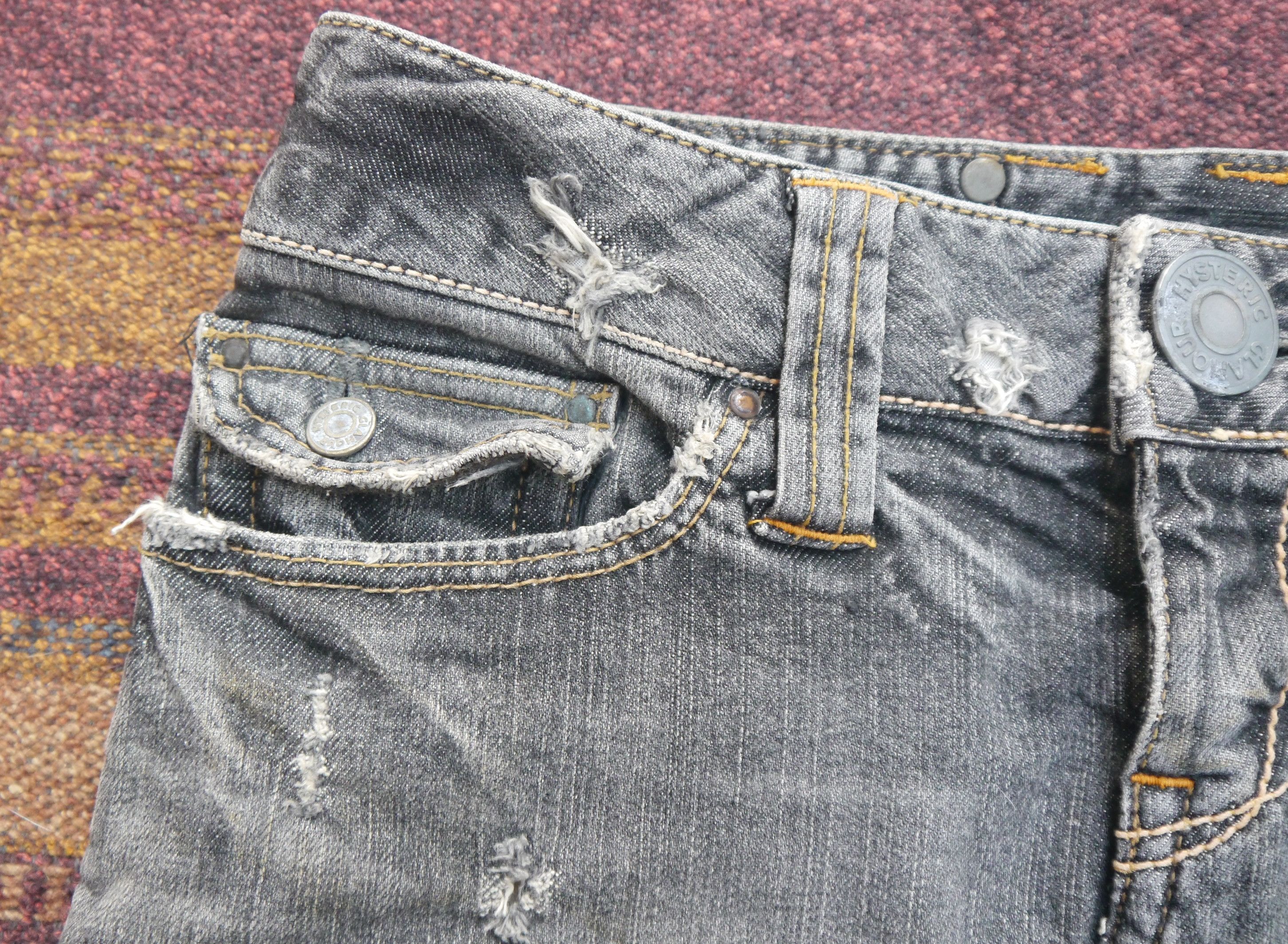 Hysteric Glamour (SK98) Hysteric Glamour Japan Black Washed Denim Skirt XS Size 27" / US 4 / IT 40 - 6 Thumbnail