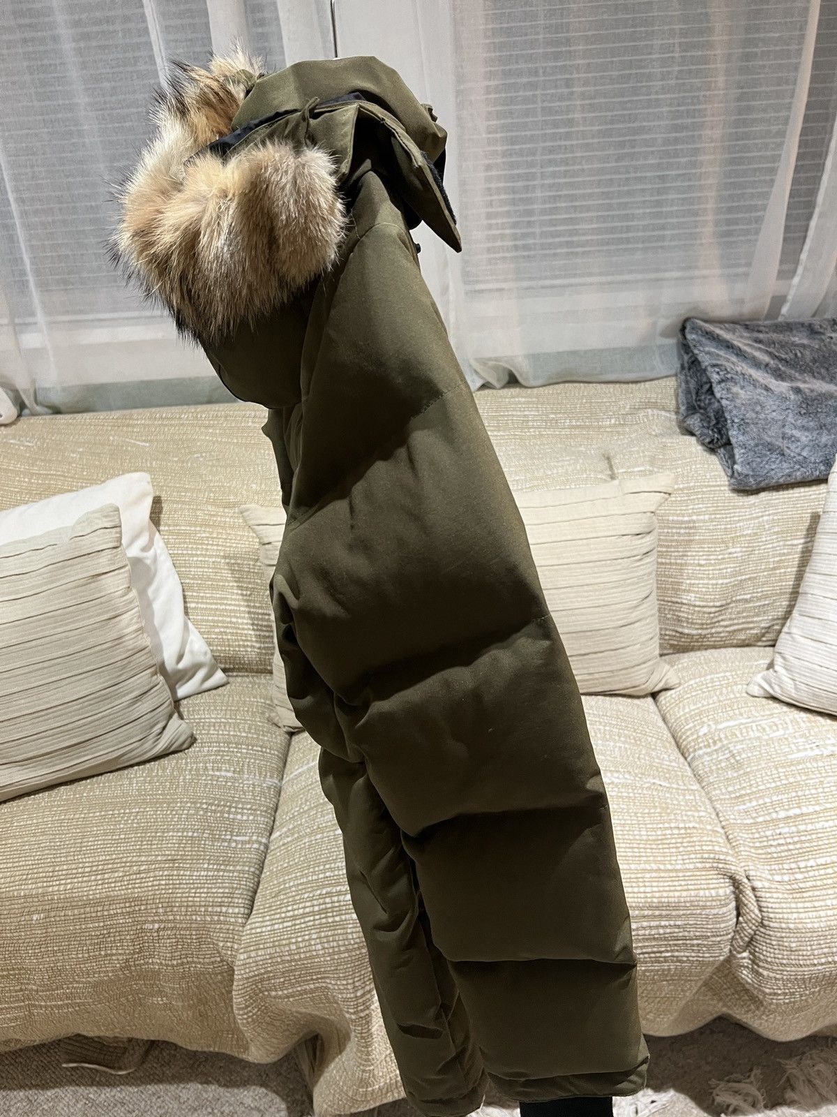 Canada Goose Canada Goose Solaris Parka Size Medium Woman’s Size M / US 6-8 / IT 42-44 - 5 Thumbnail