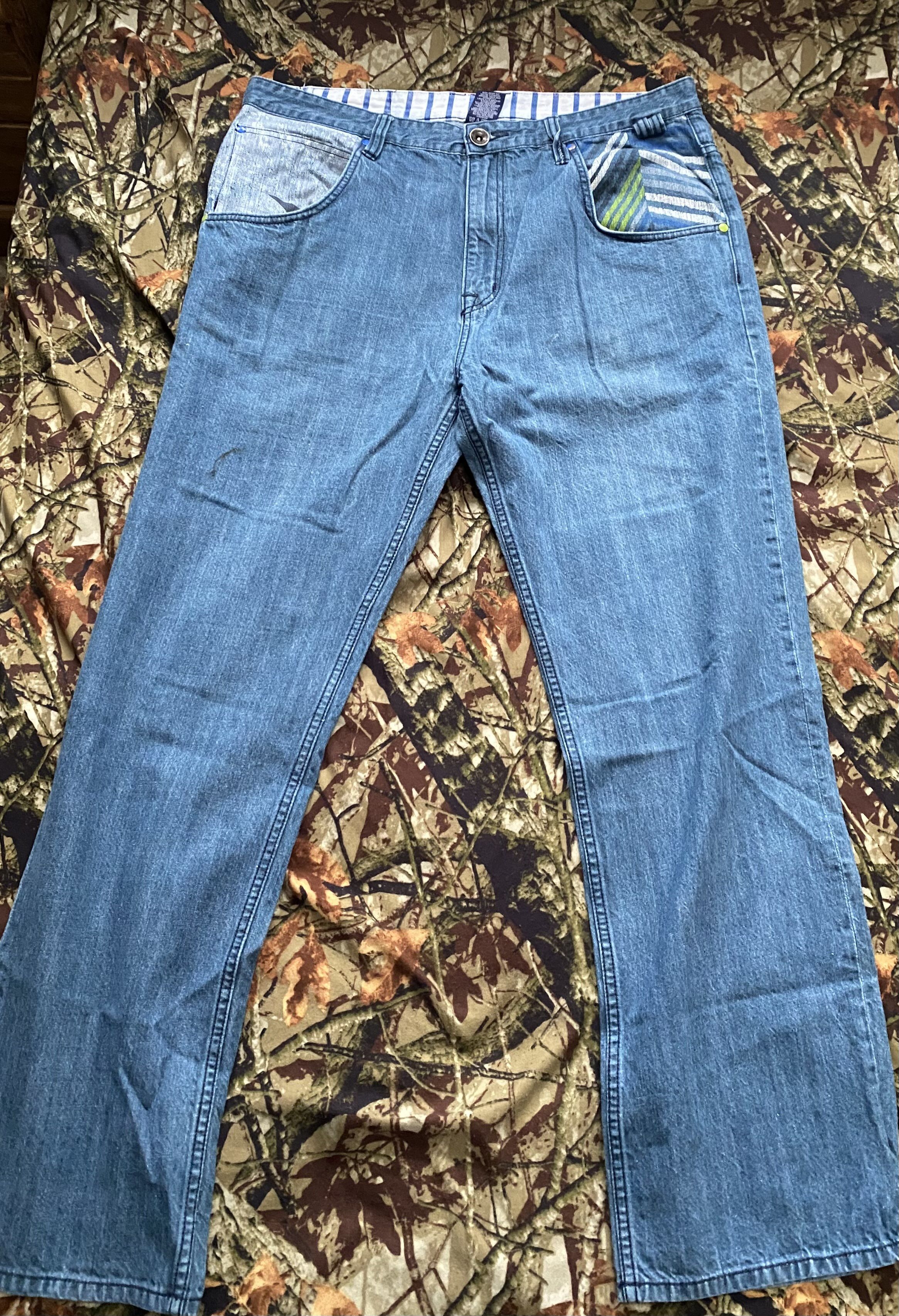 Live Mechanics LIVE MECHANICS LION GRAPHIC BAGGY JEANS Size US 40 / EU 56 - 2 Thumbnail