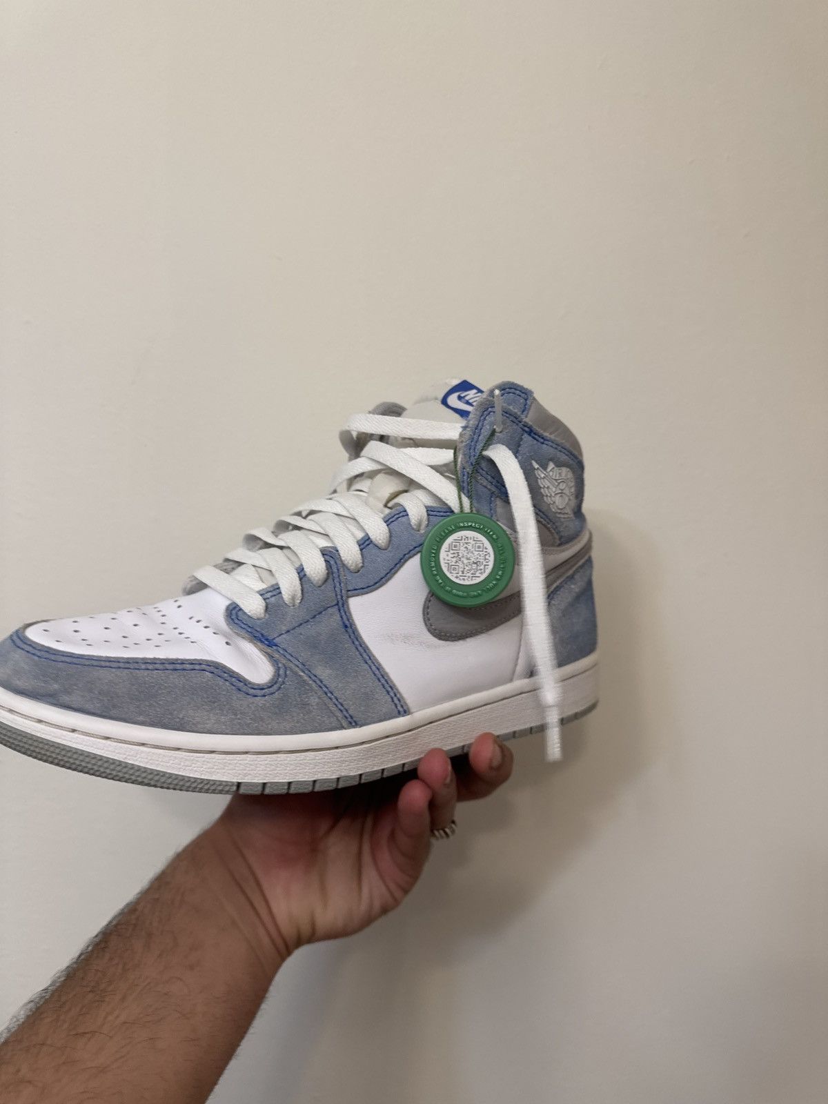 Nike AIR JORDAN 1 RETRO HIGH OG Size US 10 / EU 43 - 8 Thumbnail