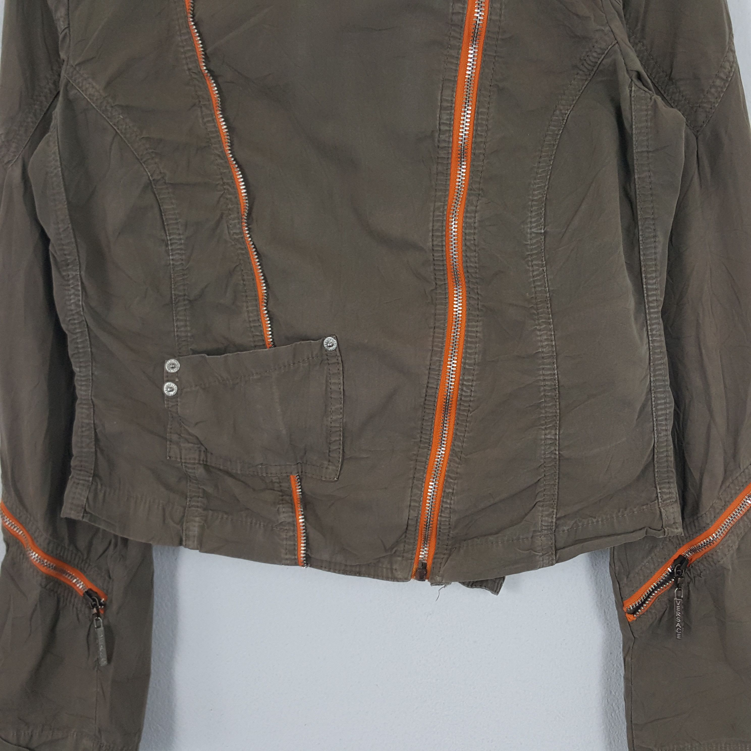 Versace × Vintage Vintage Versace Jeans Couture Italian Brand Jacket Size US XS / EU 42 / 0 - 2 Thumbnail