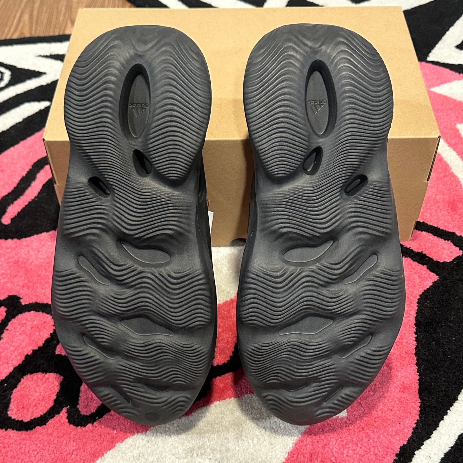 Adidas Adidas Yeezy Foam RNR Onyx - Size 12 - Brand New Size US 12 / EU 45 - 5 Thumbnail